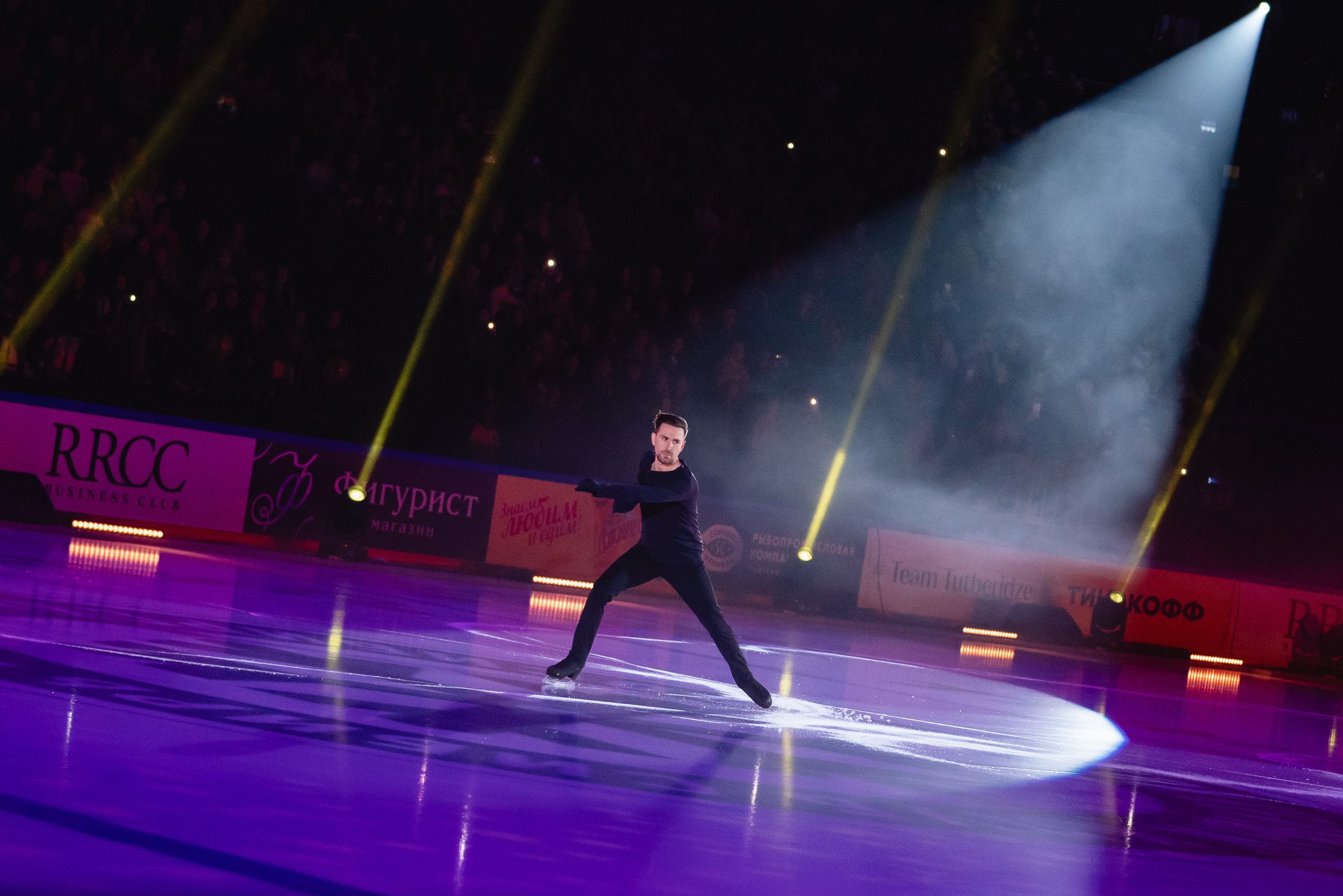 Шоу «Чемпионы на льду» в Новосибирске. Воробьева Ксения — Спортивный и танцевальный фотограф Новосибирск