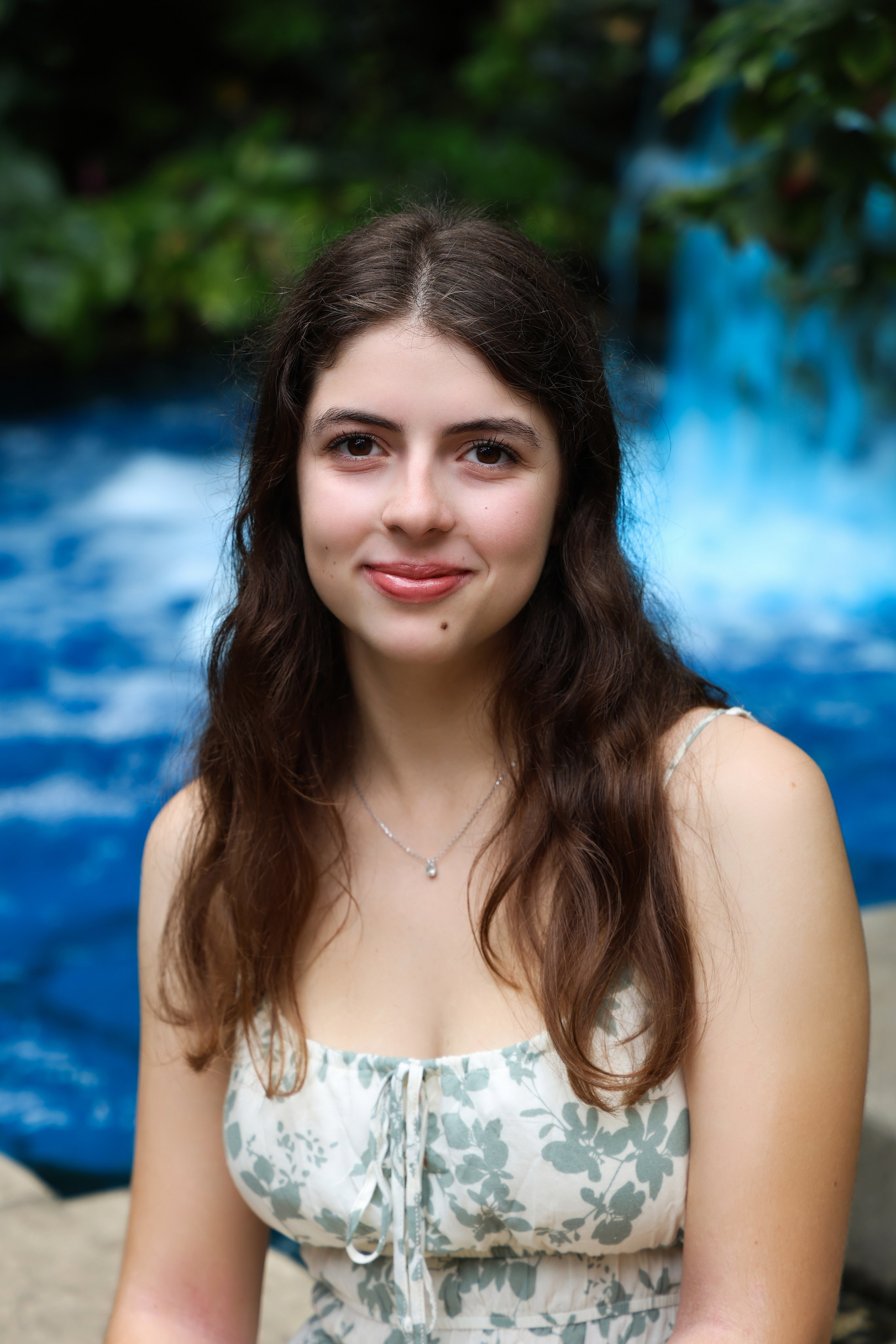 Anne Hathaway from Canada. Portrait photographer based in Toronto — Blinova Mariia