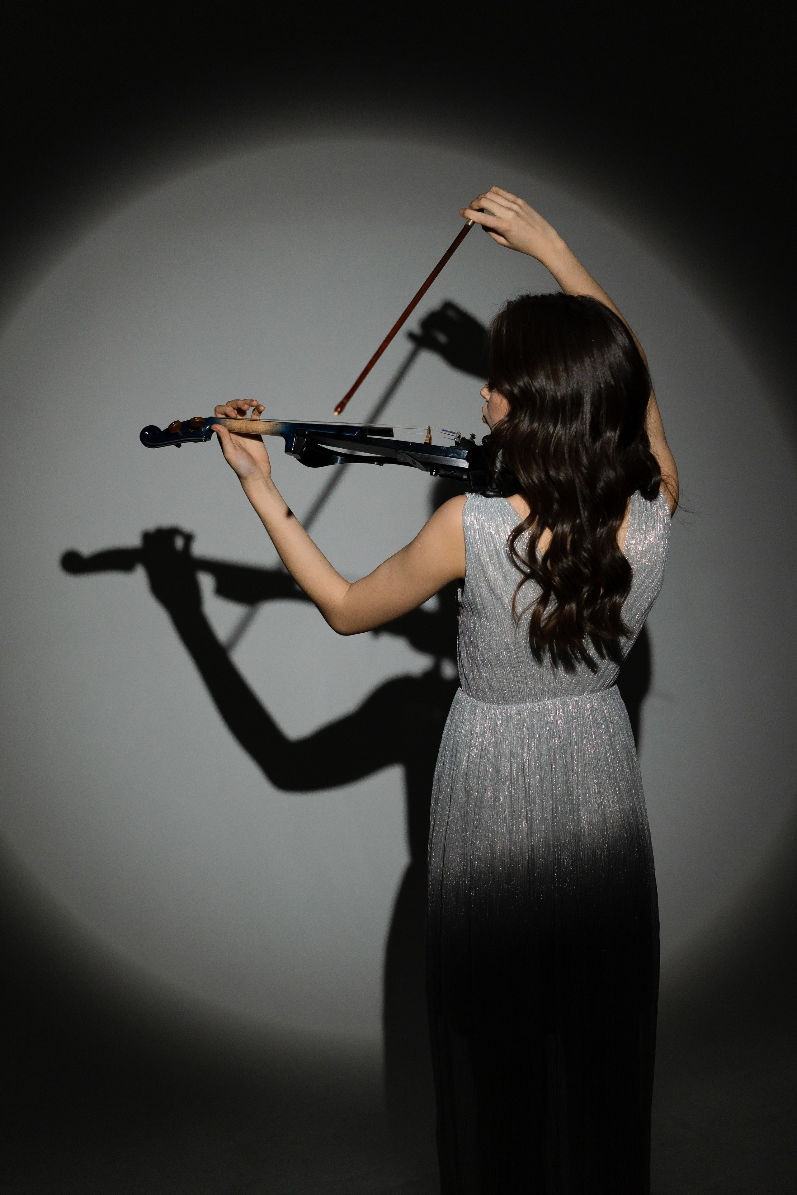 профессиональная фотосессия в Белграде, профессиональная фотосессия в Нови Саде, Нови сад, professional photoshoot Belgrade, Beograd, professional photoshoot Novi Sad, Business portrait, musician portrait, портрет музыканта, скрипачка, скрипка, violin player