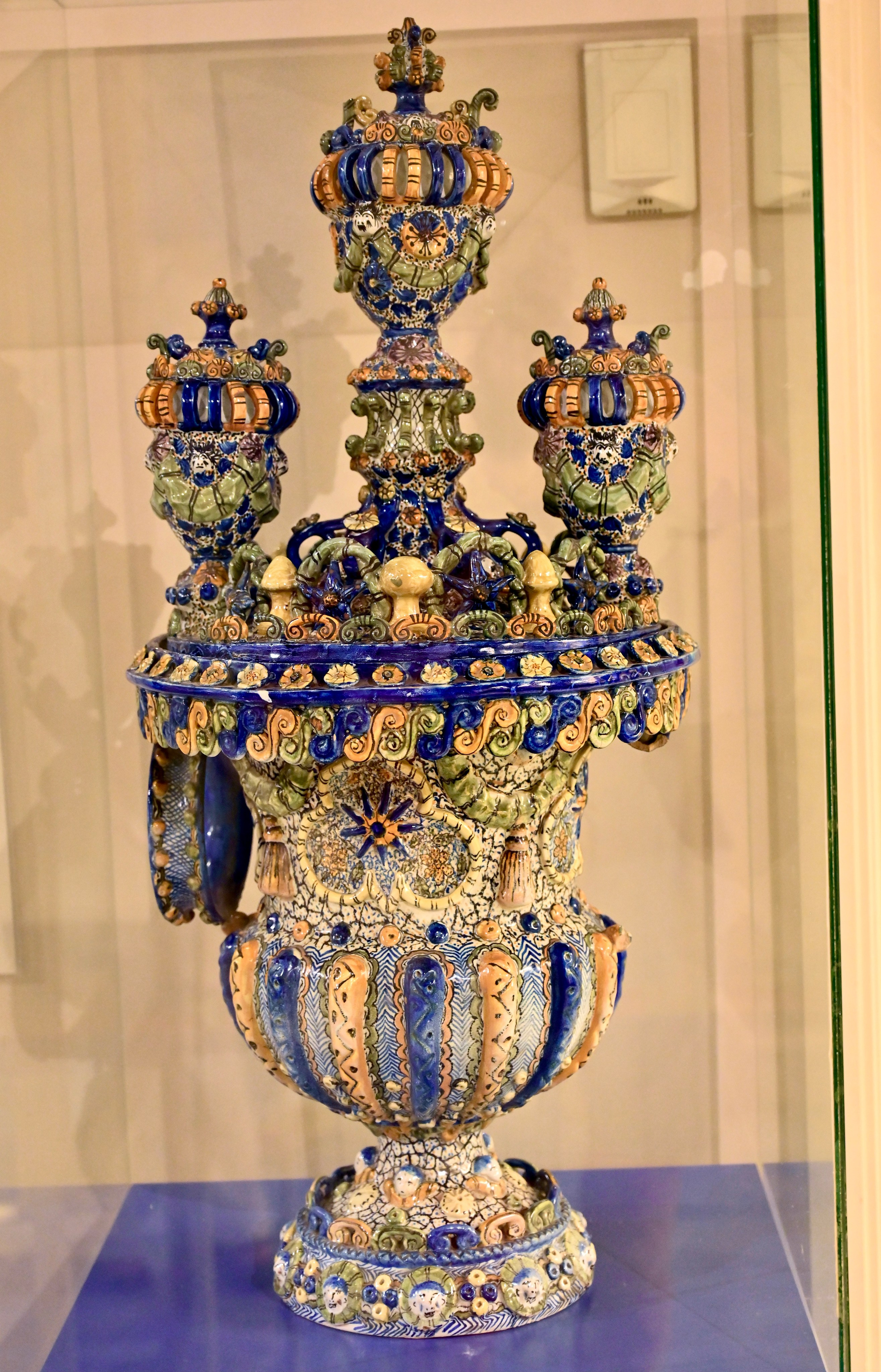 Музей фарфора/Дворец маркиза Дос Агуас (с патио и парадными залами). Гид и фотограф в Валенсии Новиков Михаил