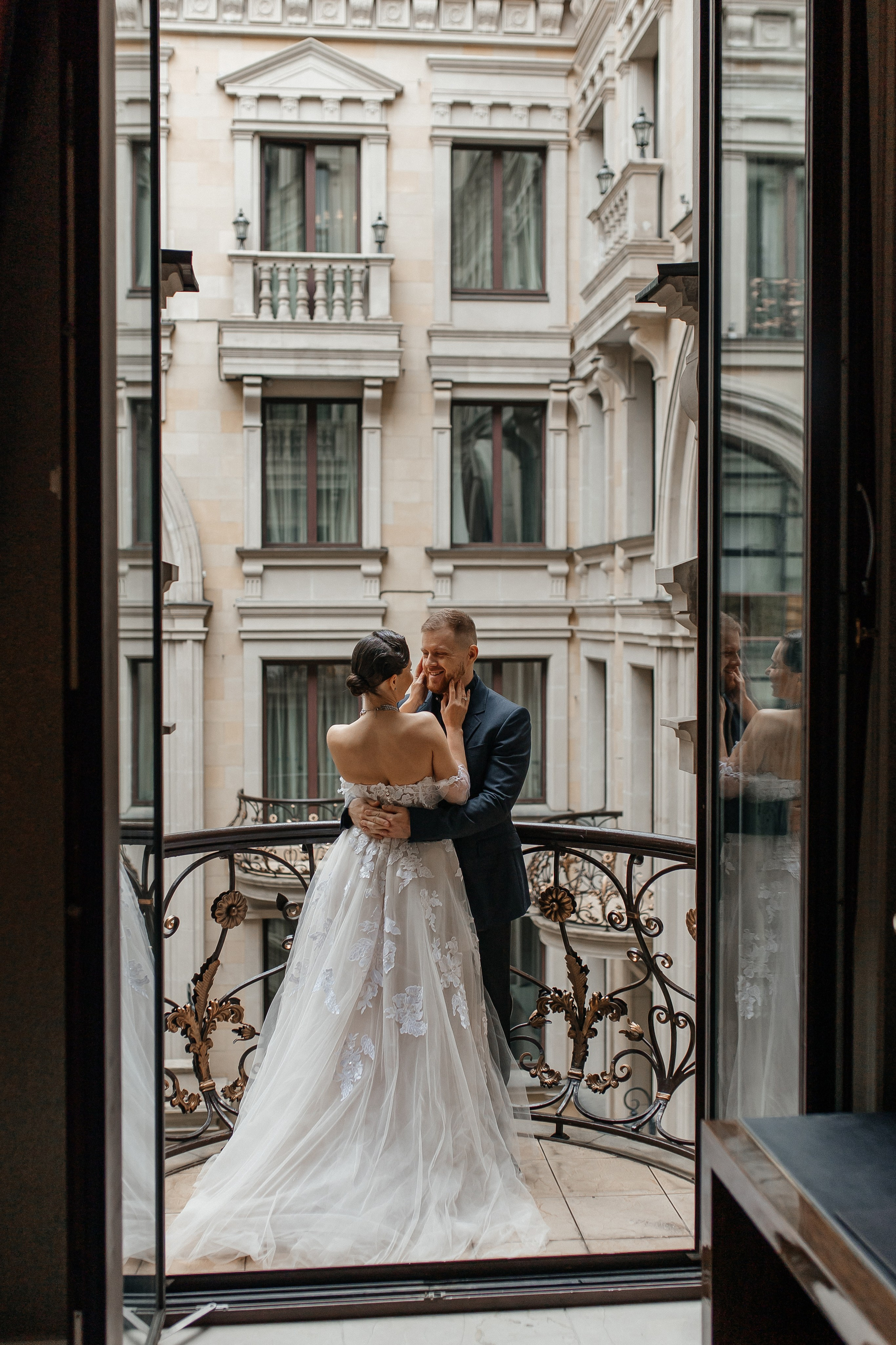 свадебная фотосессия в отеле st. regis Москва Никольская