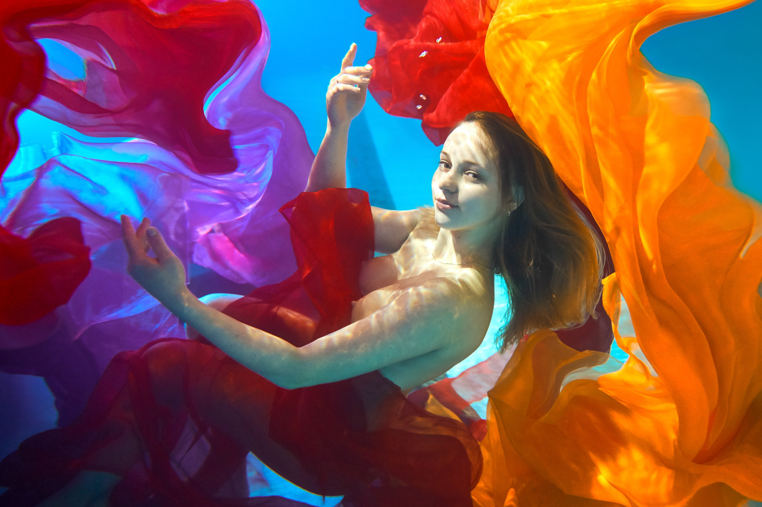 Подводная фотосессия в бассейне г. Ярославль. Фотограф Михаил Семенов