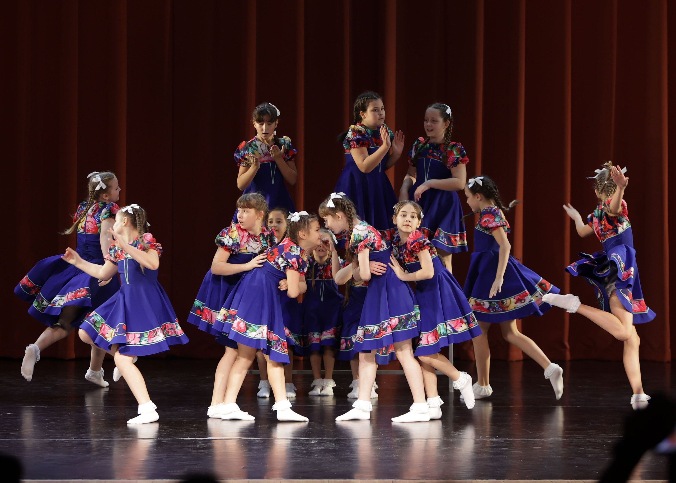 Фестиваль хореографического искусства «КУБОК ЛЕГЕНДЫ — 2025». Выпускные альбомы и школьный фотограф в Подольске, Троицке, Щербинке, Москве и Московской области