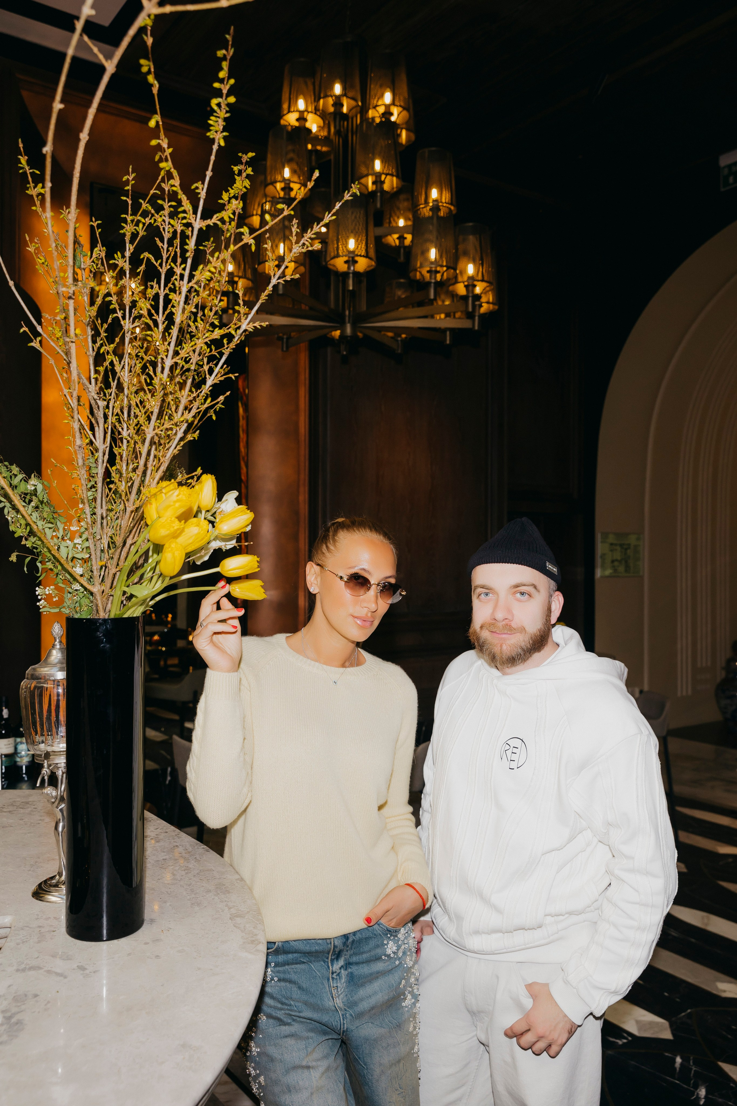 Алина Буре и Павел Камин на празднике Светлой Пасхи в баре Шаляпин