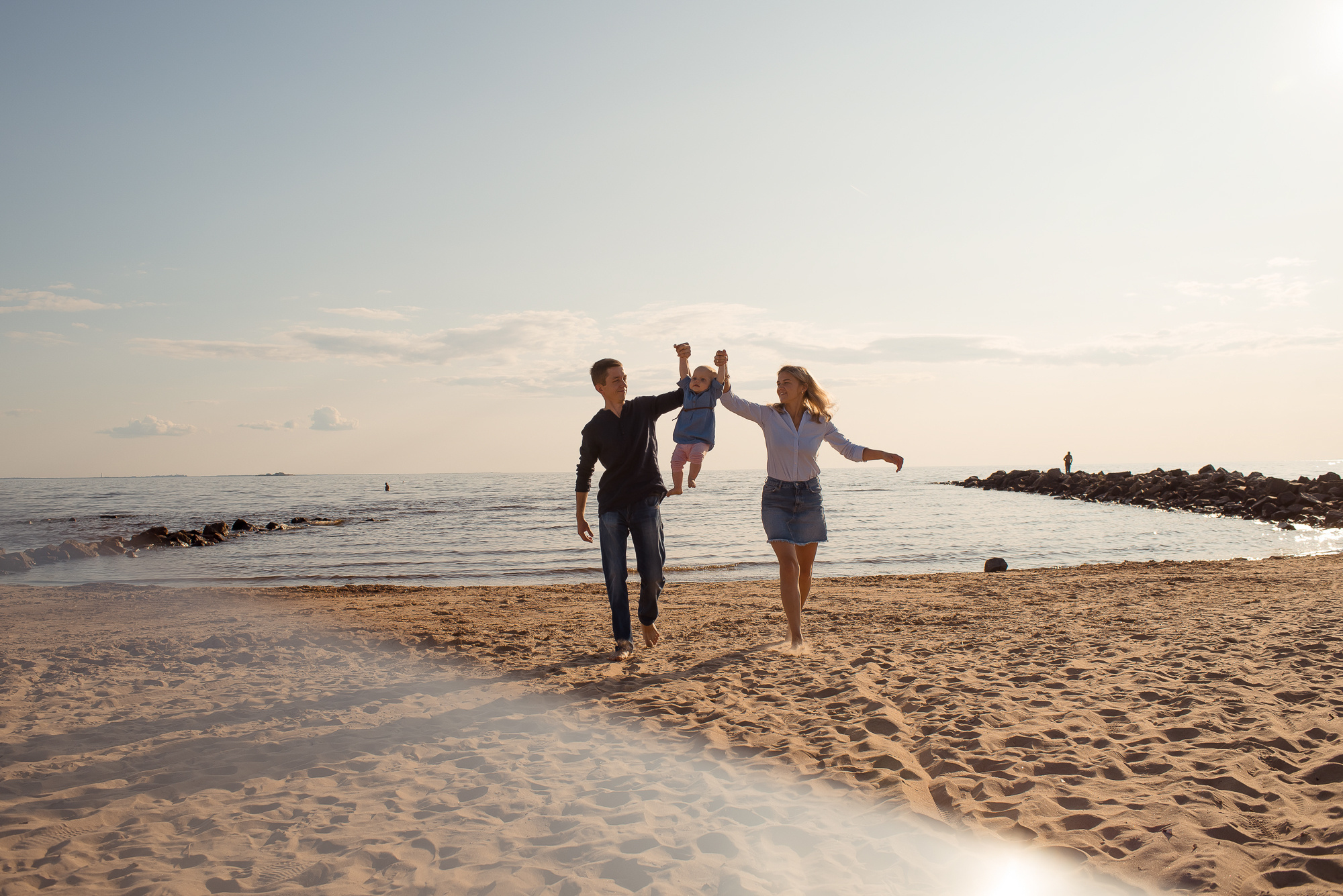 Семейная съемка на пляже. Семейный и свадебный фотограф в Санкт-Петербурге Серафима Смирнова