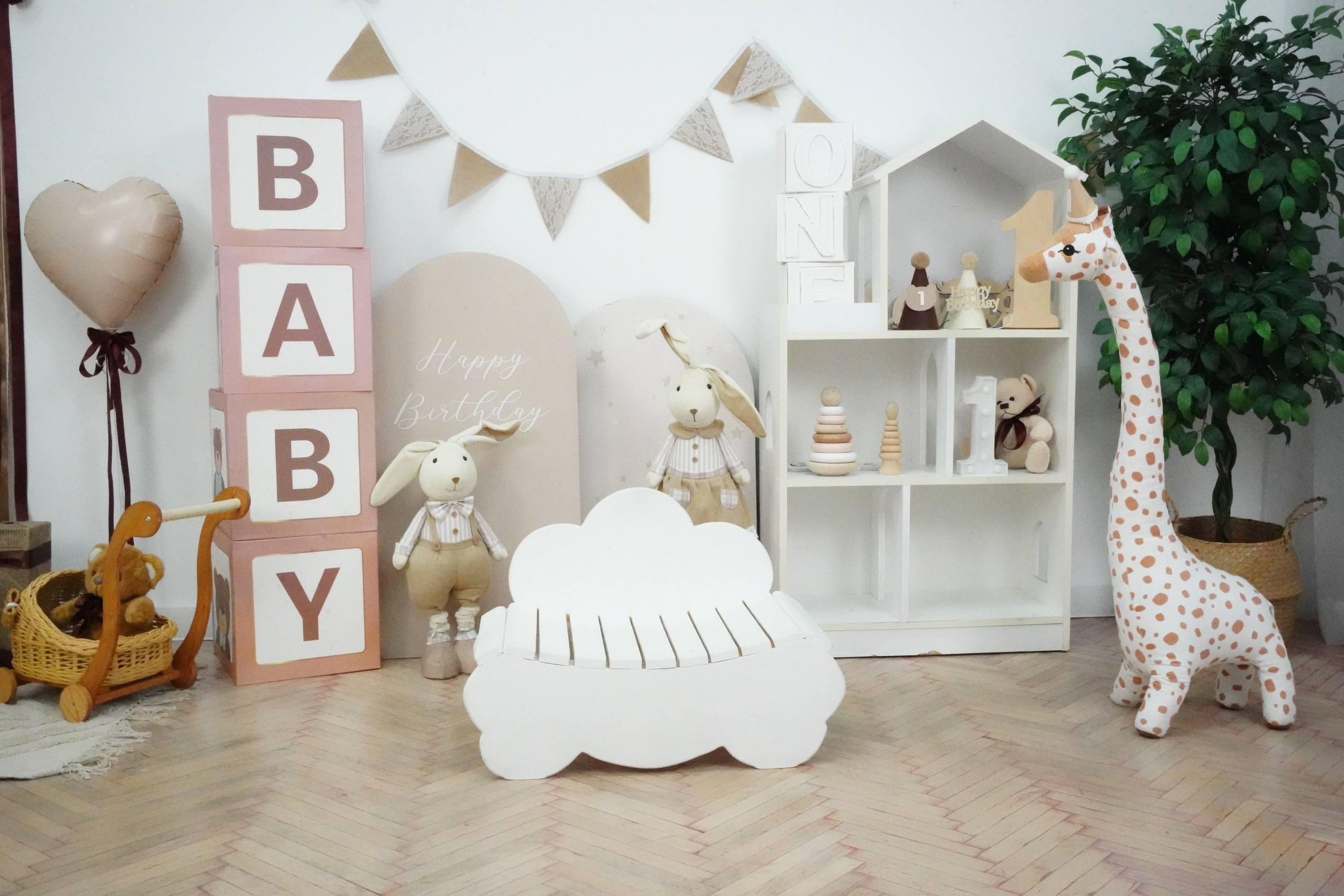 Наши Новые Фотозоны. Детская Фотостудия ГОДОВАСИКИ в Санкт-Петербурге фотосесия на годик