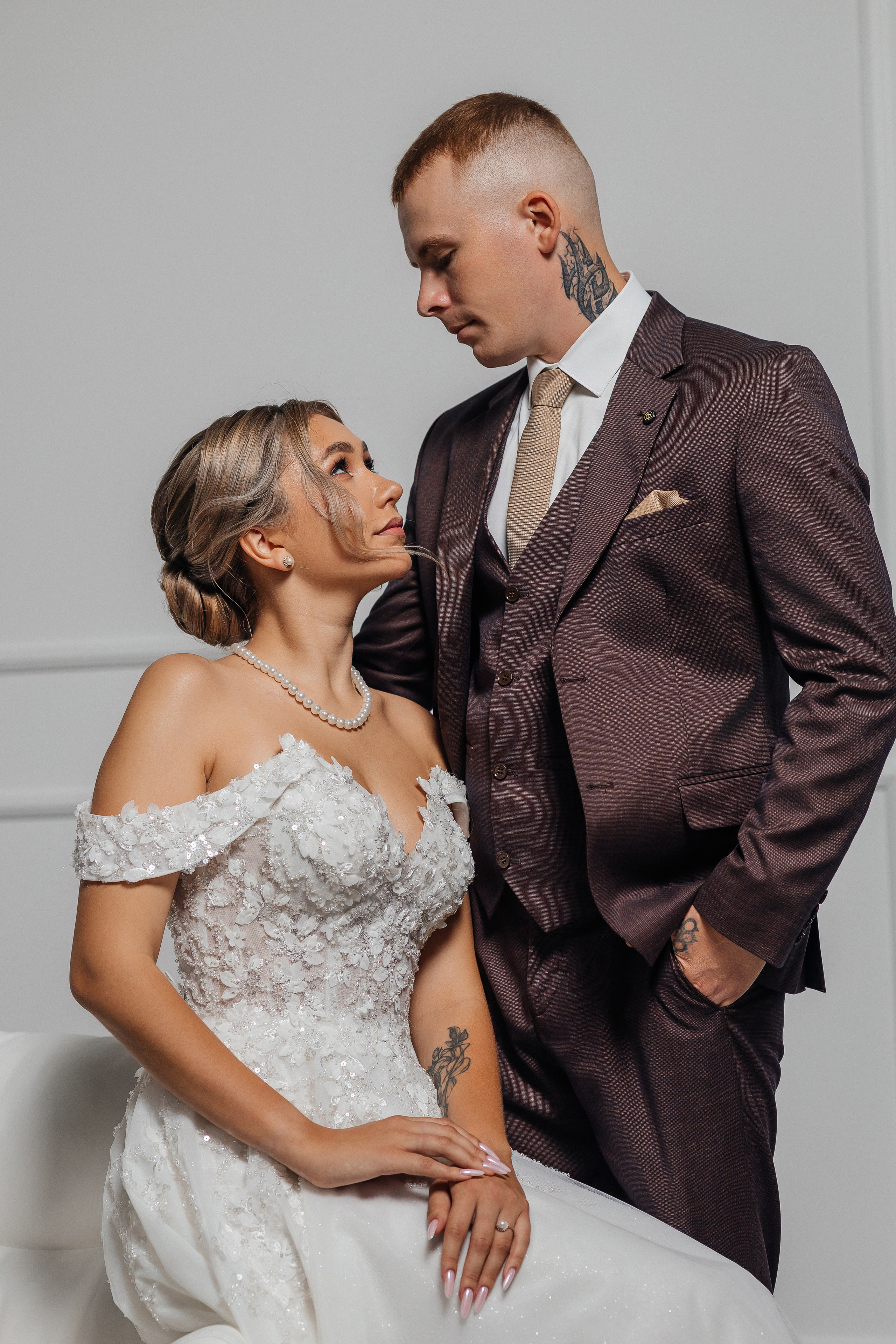 Красивая летняя свадьба в шатре. Олег Сверчков | Свадебный фотограф Вологда