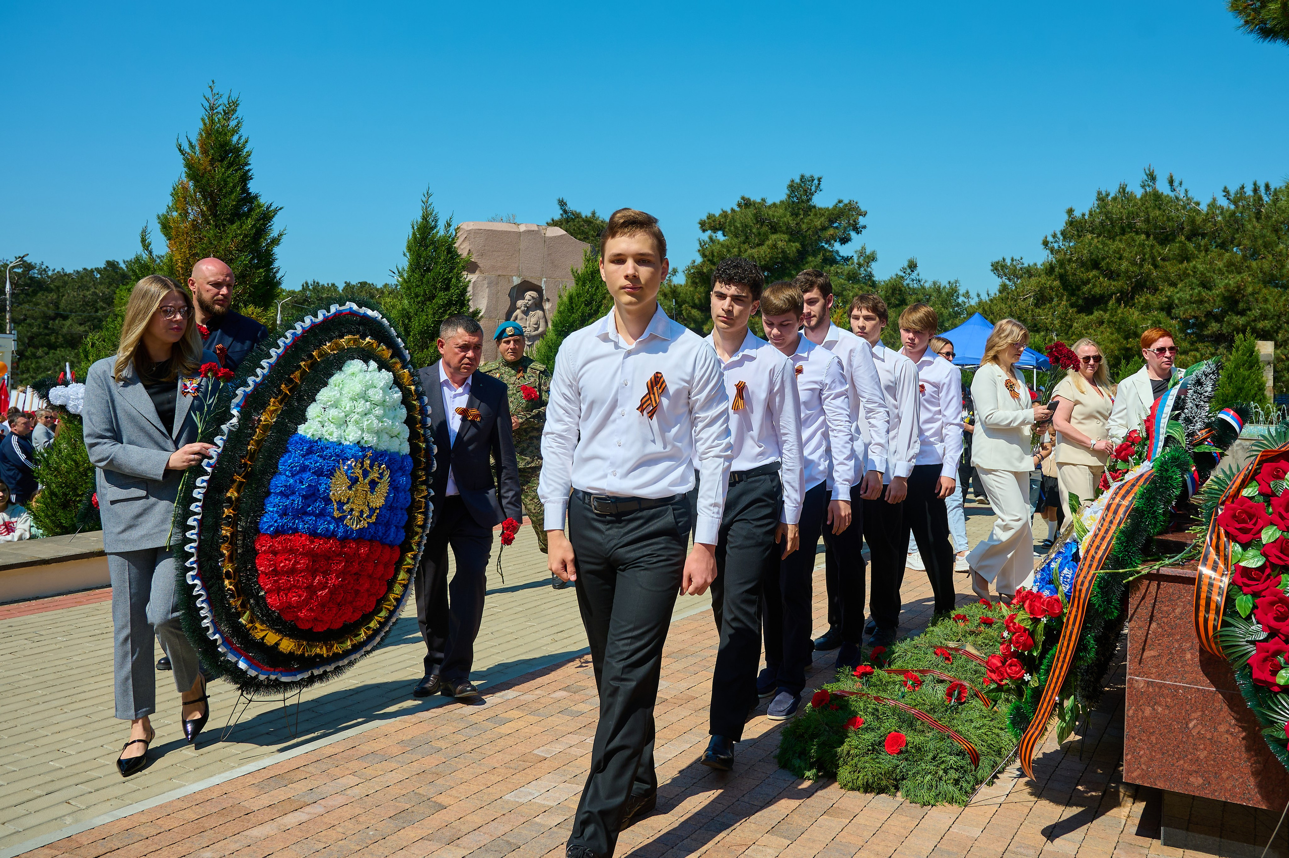 Митинг (мая в Кабардинке. Жизнь курорта Кабардинка в фотографиях