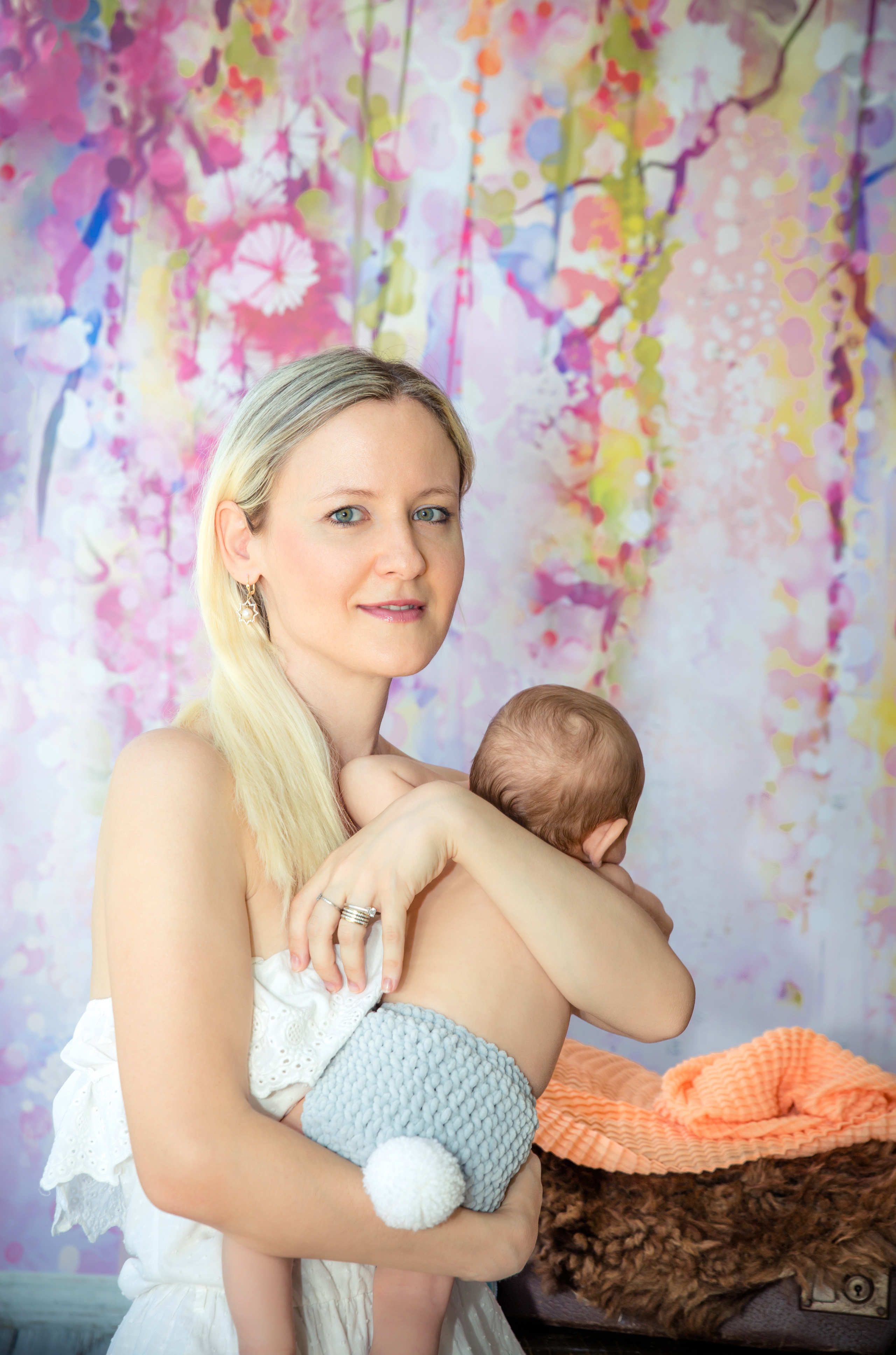 Newborn photoshooting. Professional family and children’s photographer in Izmir Irina Eron
