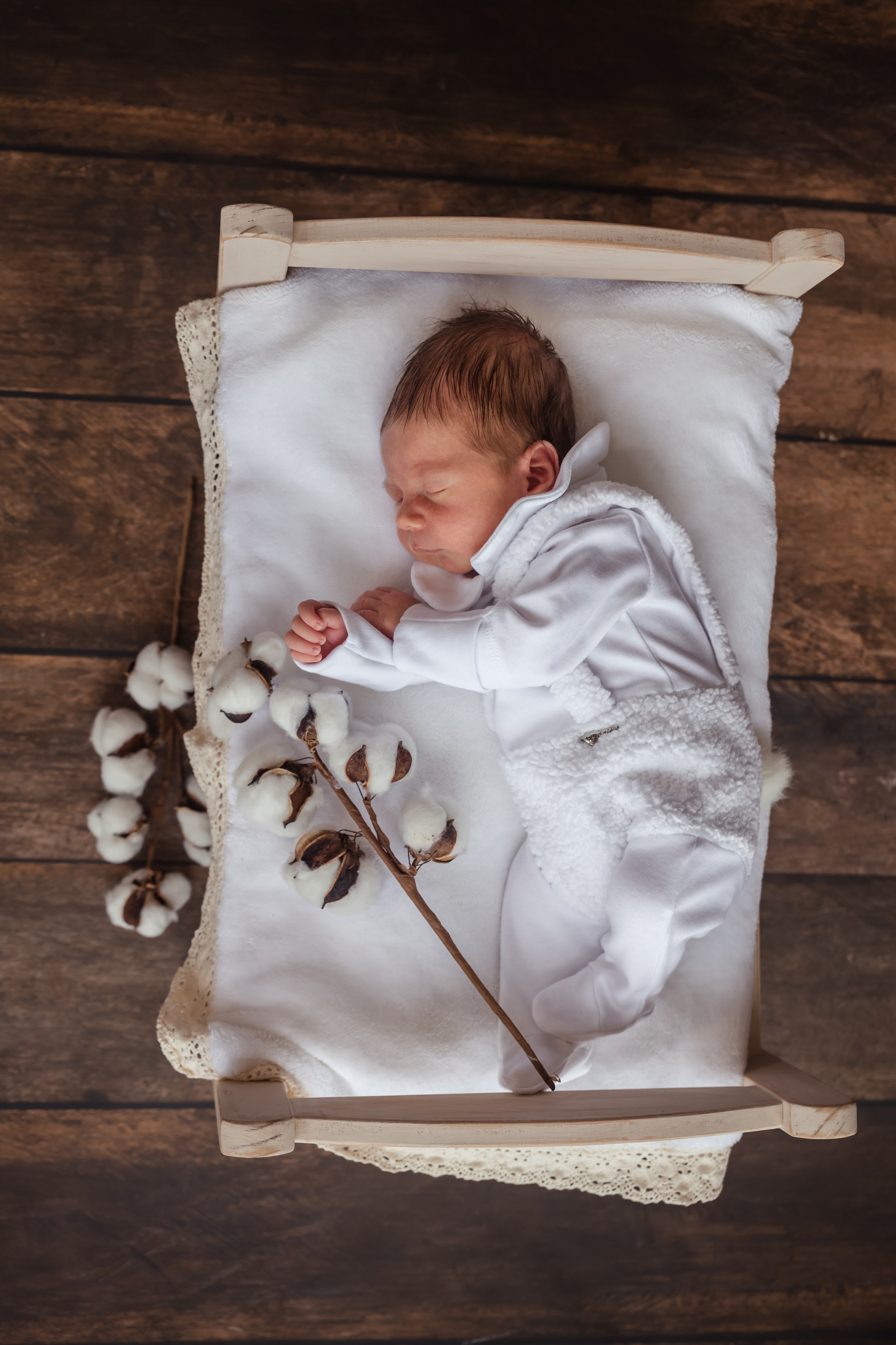Newborn photoshooting. Professional family and children’s photographer in Izmir Irina Eron
