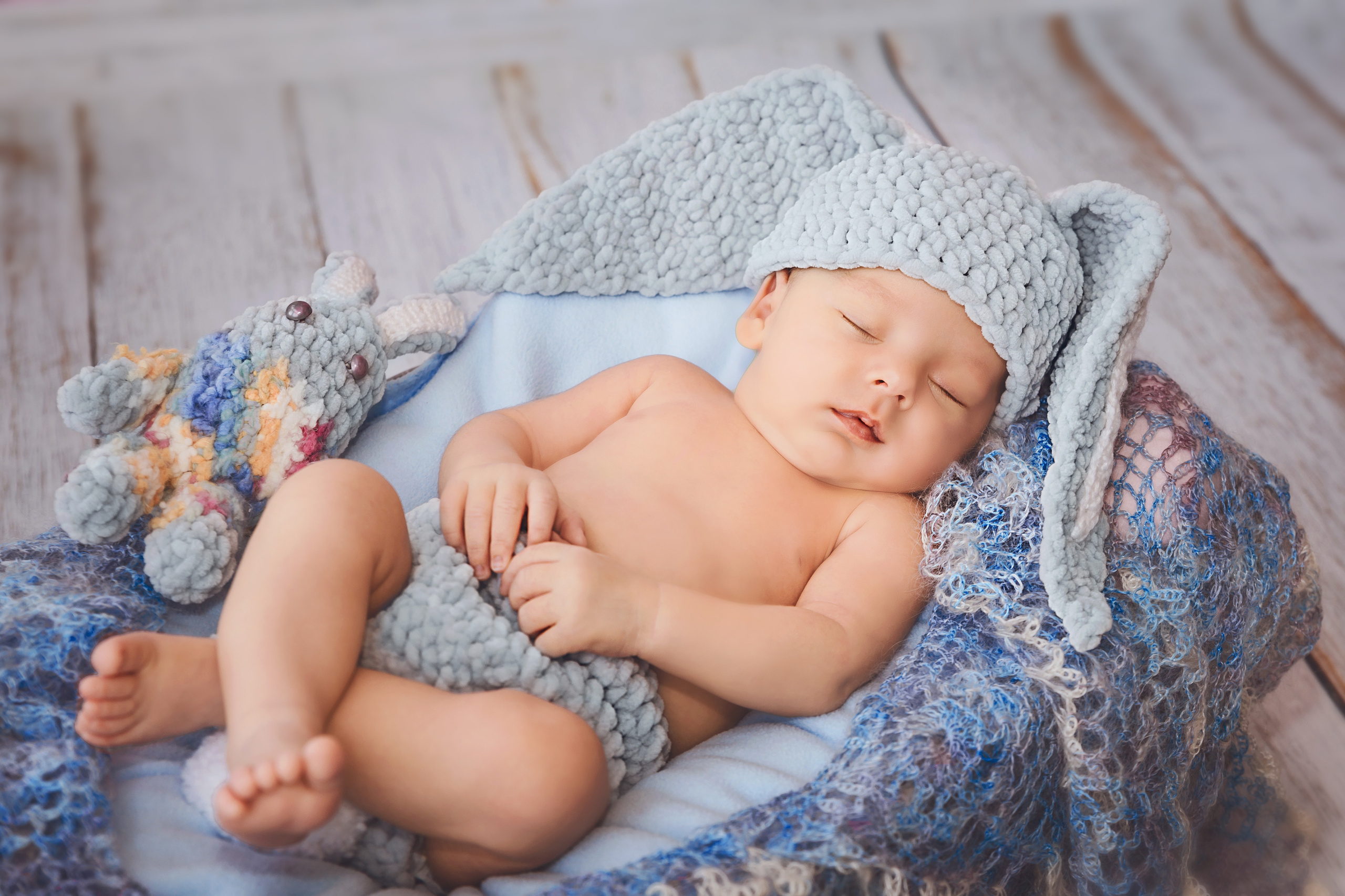 Newborn photoshooting. Professional family and children’s photographer in Izmir Irina Eron