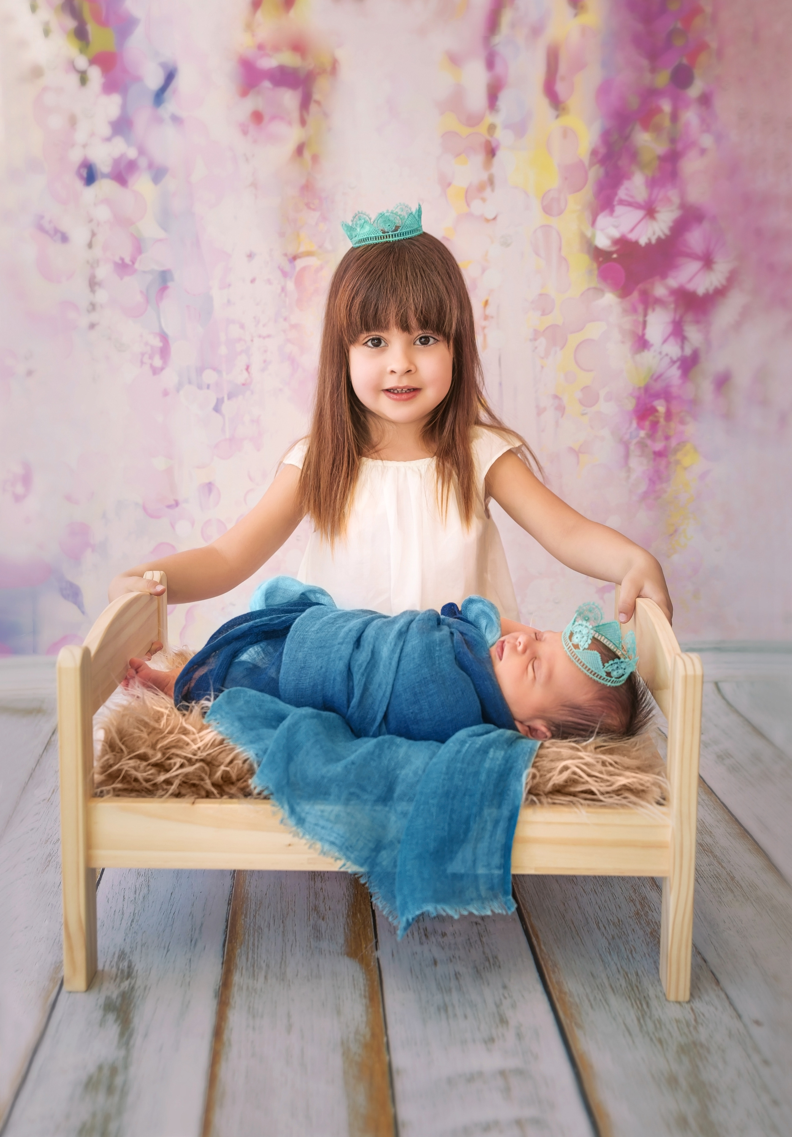 Newborn photoshooting. Professional family and children’s photographer in Izmir Irina Eron