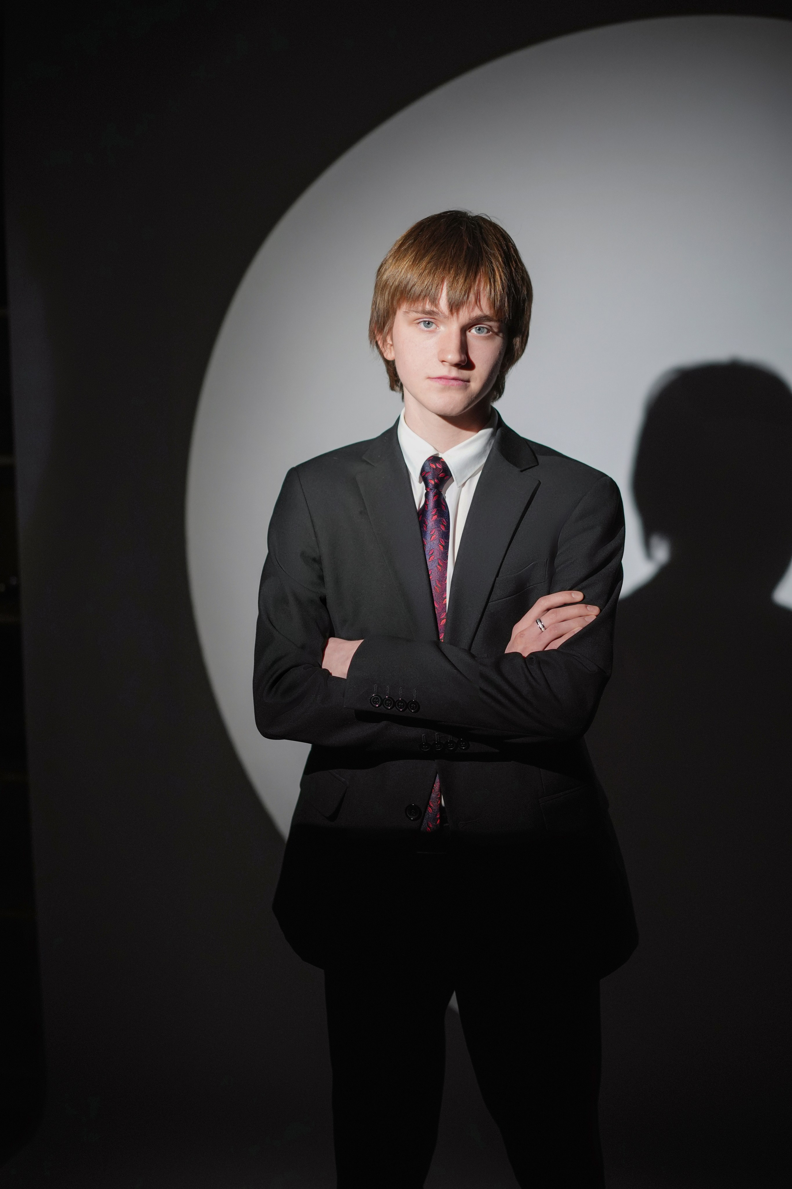 Стиль портрета в студии. GOTRA — выпускные альбомы в Тюмени