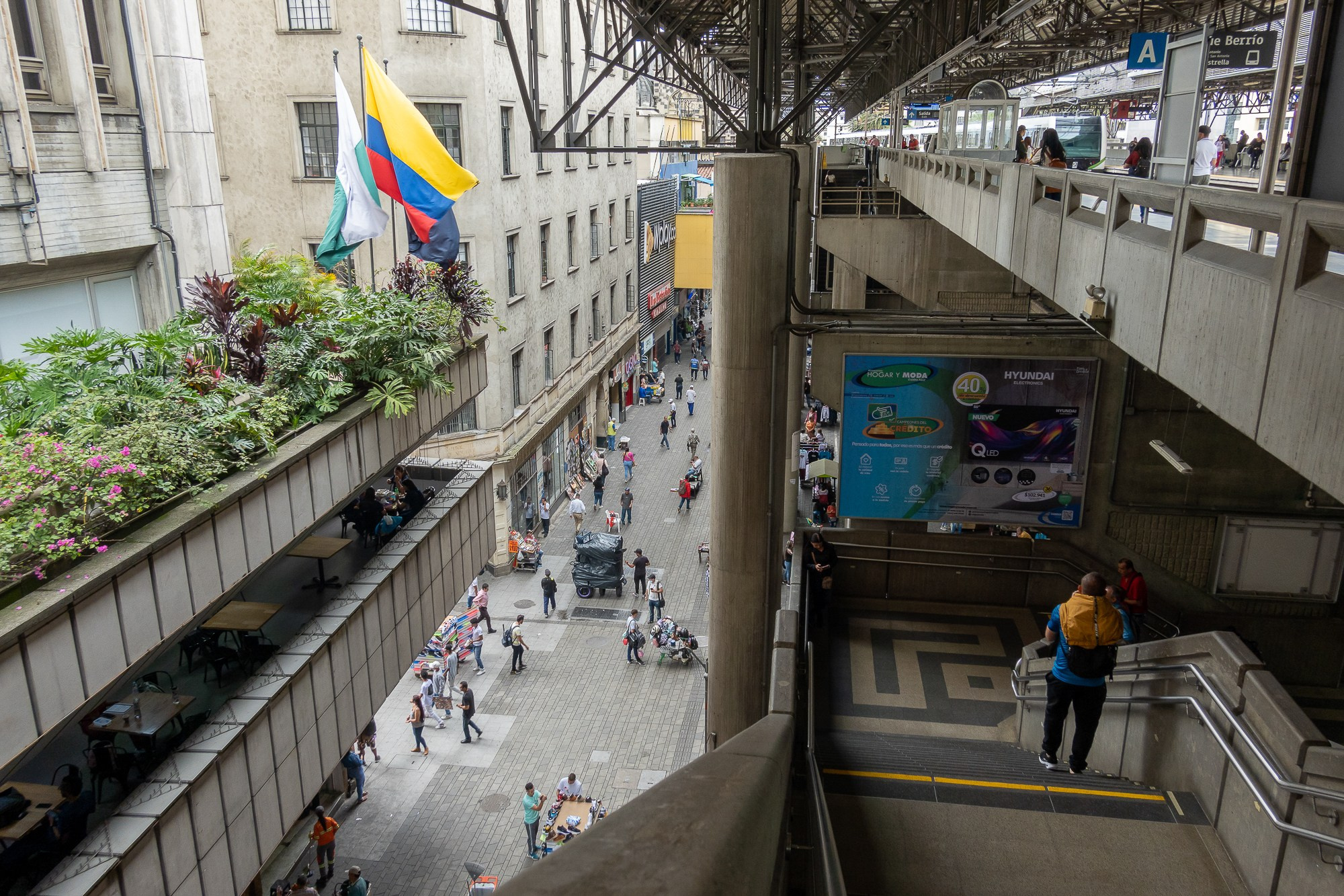 Колумбия Медельин. Colombia Medellin. Фотограф Алексей Скоробогатько