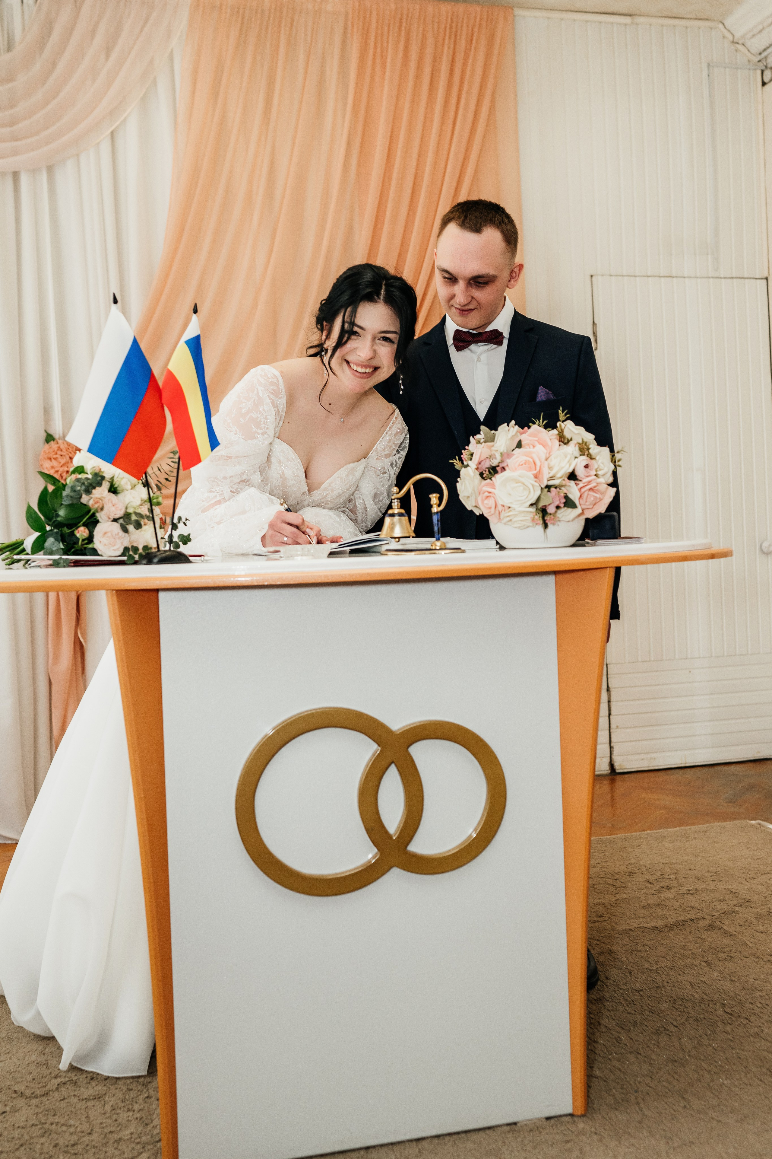 Вика и Артём. 24.04.2025. Фотограф в Каменске-Шахтинском Ольга Сагал