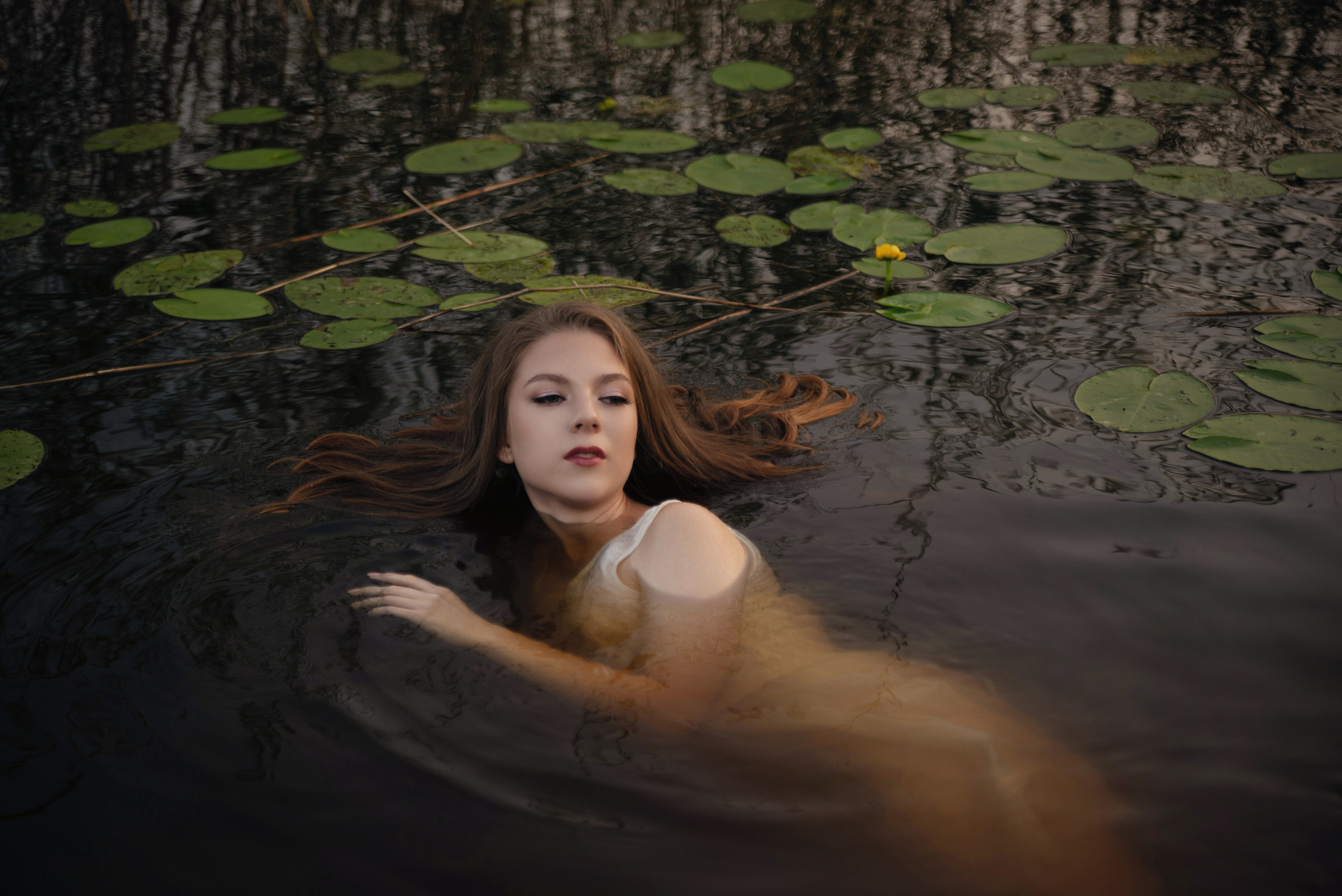 Озерная нимфа. Фотограф в Петрозаводске BellaDonna