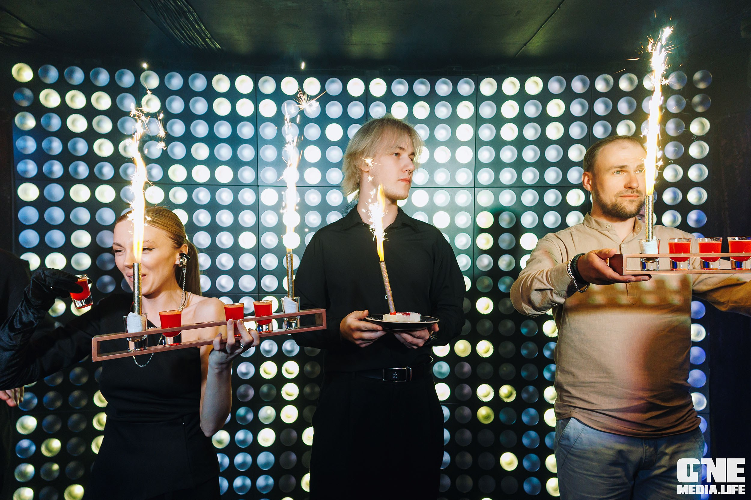 Фоторепортаж из караоке-клуба Эйфория. One Media Life: фоторепортажи, фотоотчеты с мероприятий и заведений