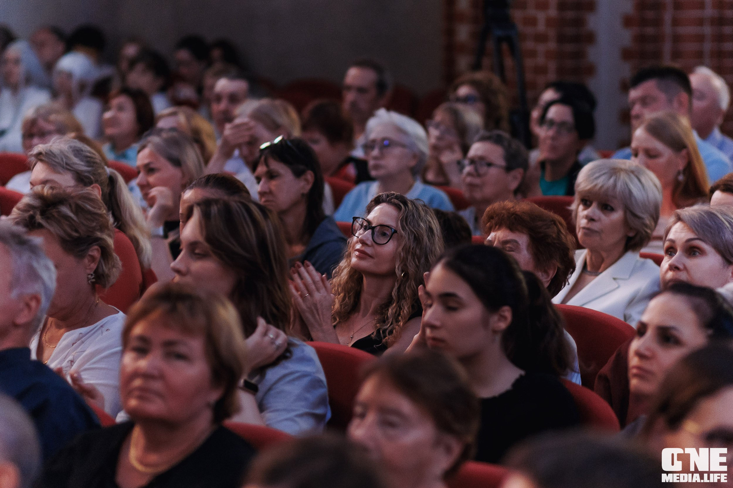 Фоторепортаж из Калининградской филармонии. One Media Life: фоторепортажи, фотоотчеты с мероприятий и заведений