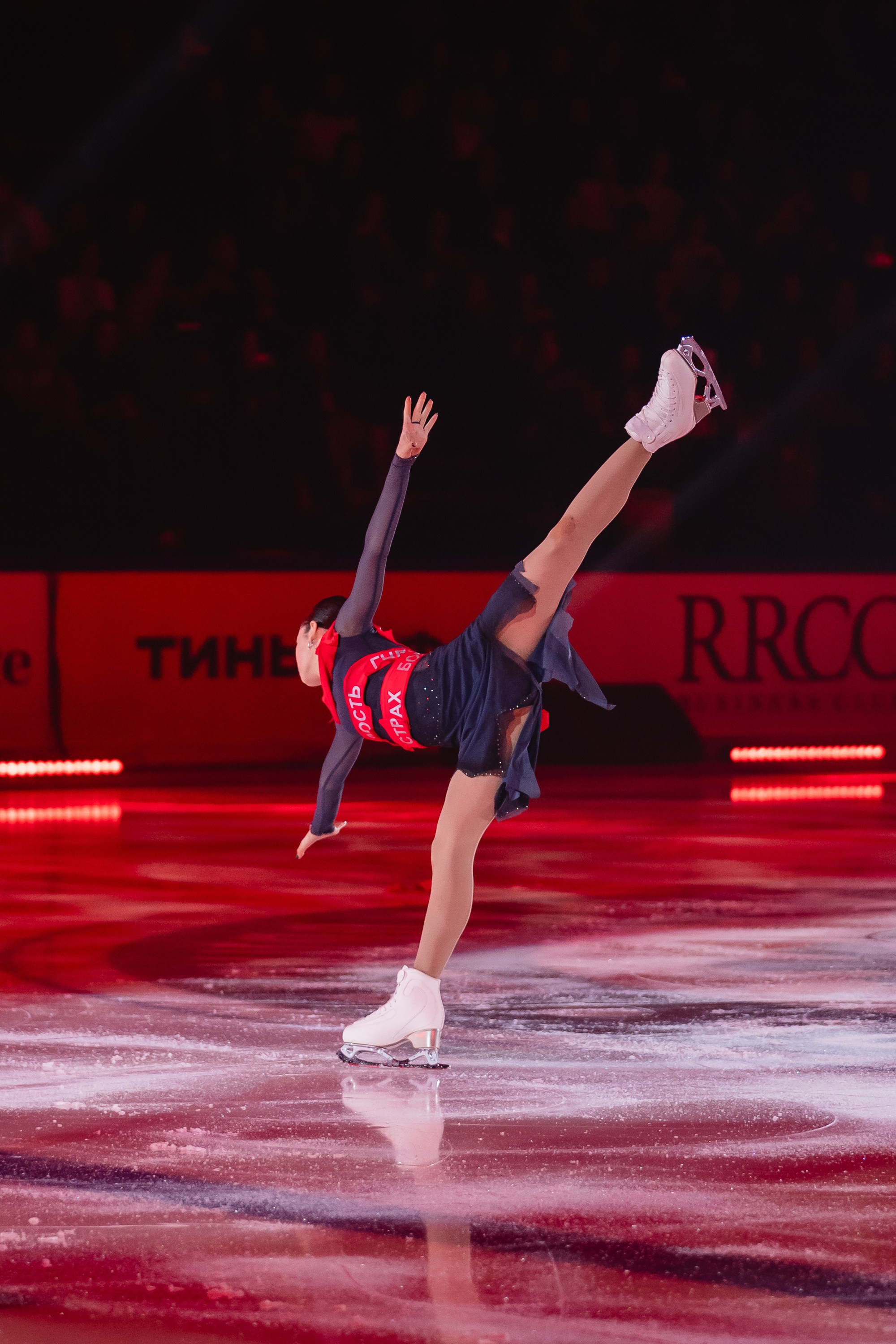 Шоу «Чемпионы на льду» в Новосибирске. Воробьева Ксения — Спортивный и танцевальный фотограф Новосибирск
