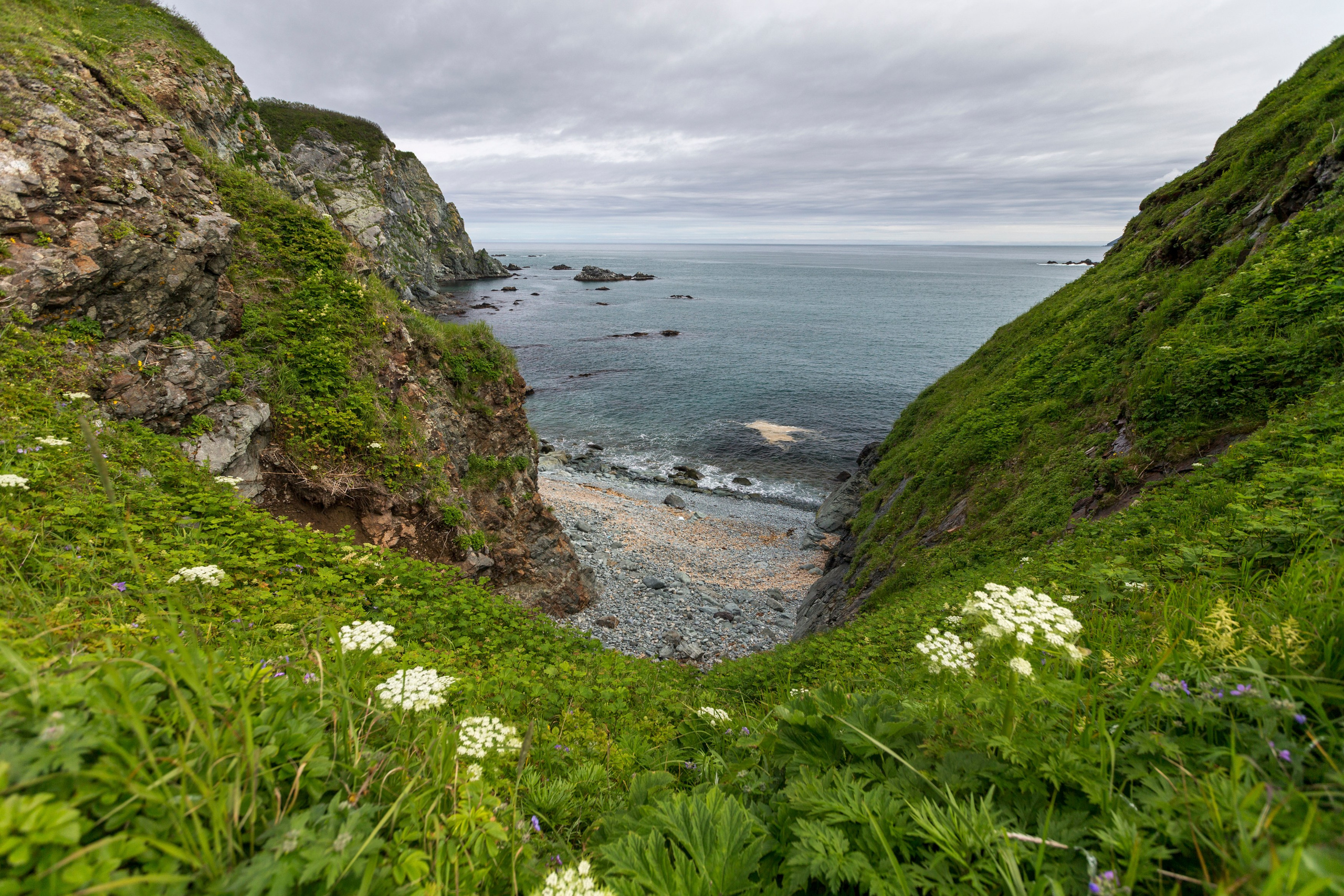 Мыс Зелёный — вулканические скалы и океанские виды. Время Камчатки: чтобы найти свой путь, нужно скорость умножить на время