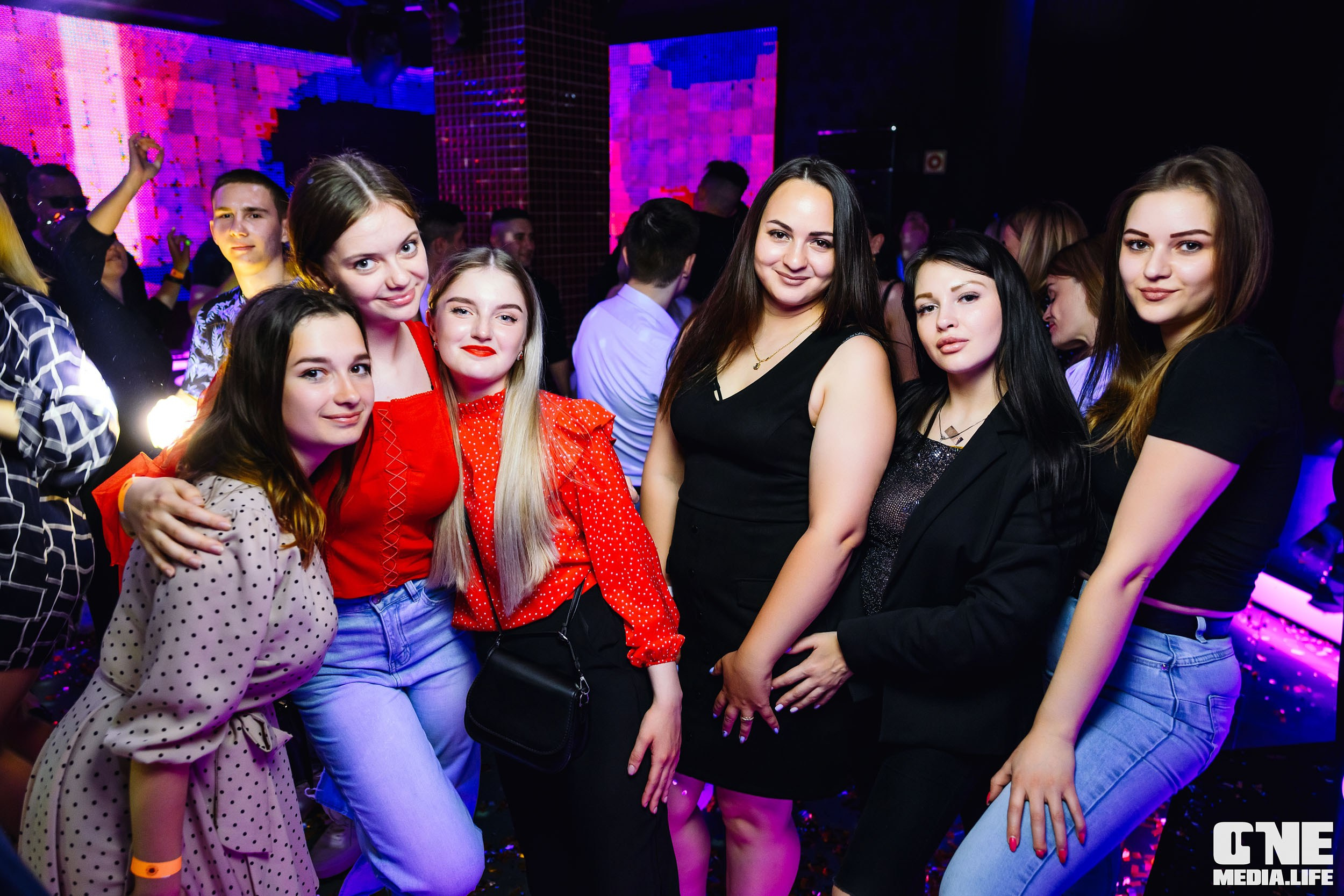 Фоторепортаж из РК Планета. One Media Life: фоторепортажи, фотоотчеты с мероприятий и заведений