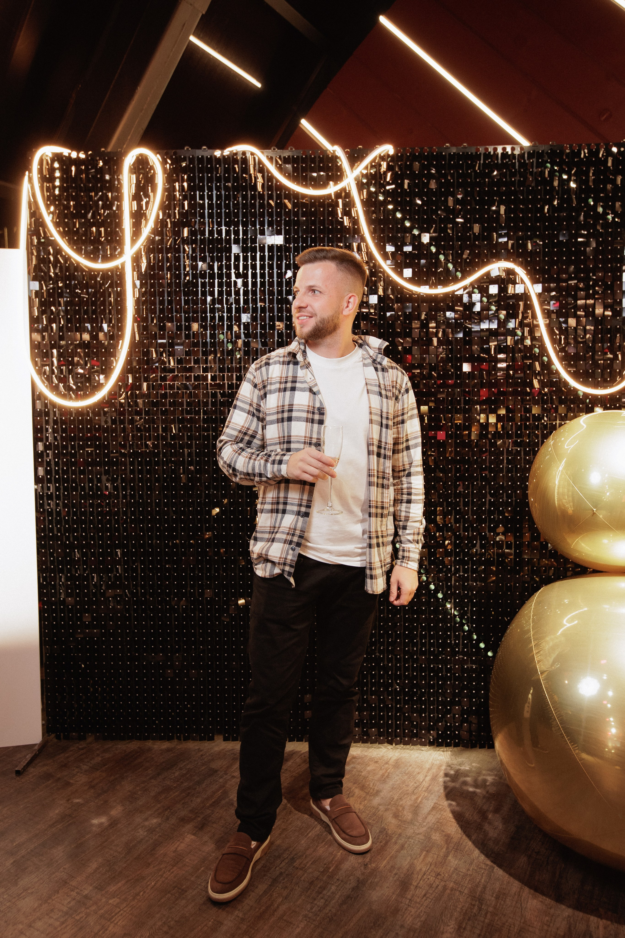 ПЯТНИЦА 2.0. СВОИ. ФОТООТЧЕТЫ-СОБЫТИЯ-МЕСТА