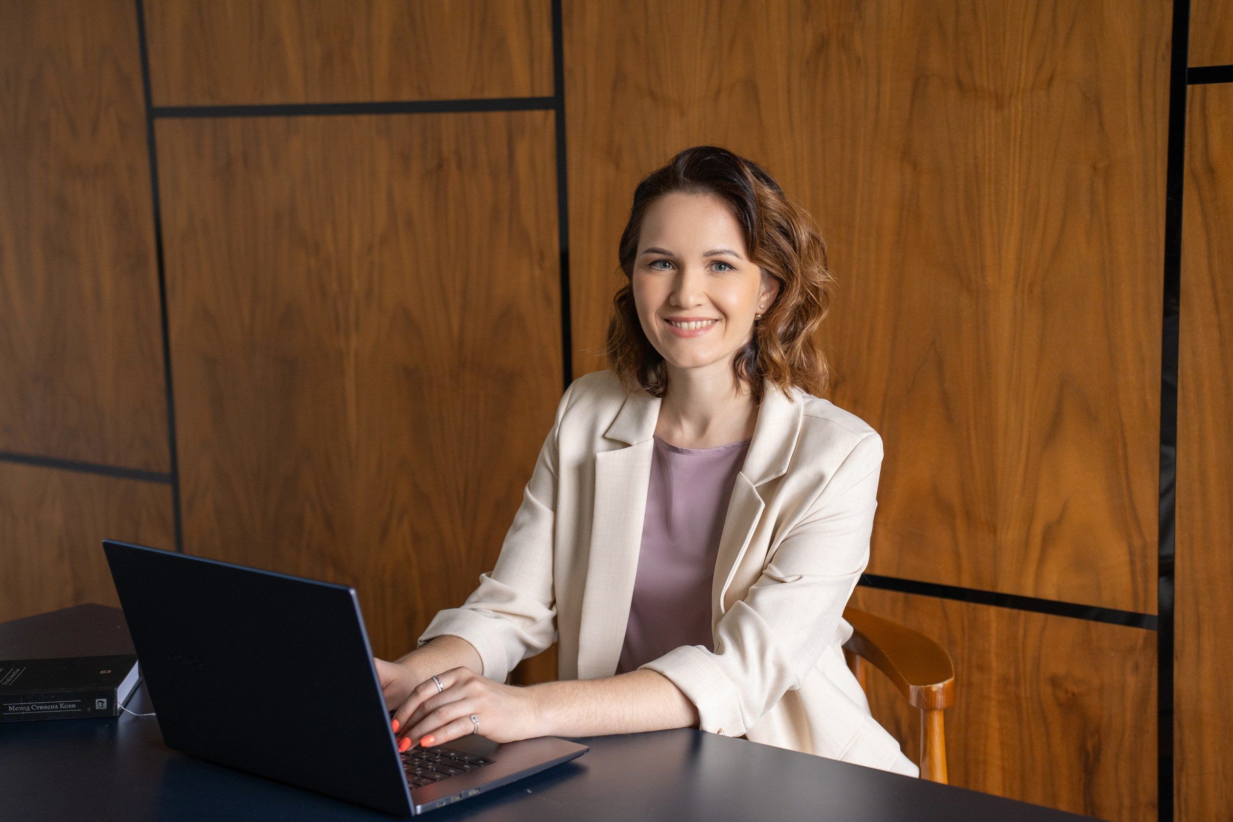 Съемка сотрудников компаний. Фотосессии в Москве. Фотограф Анна Михайлова