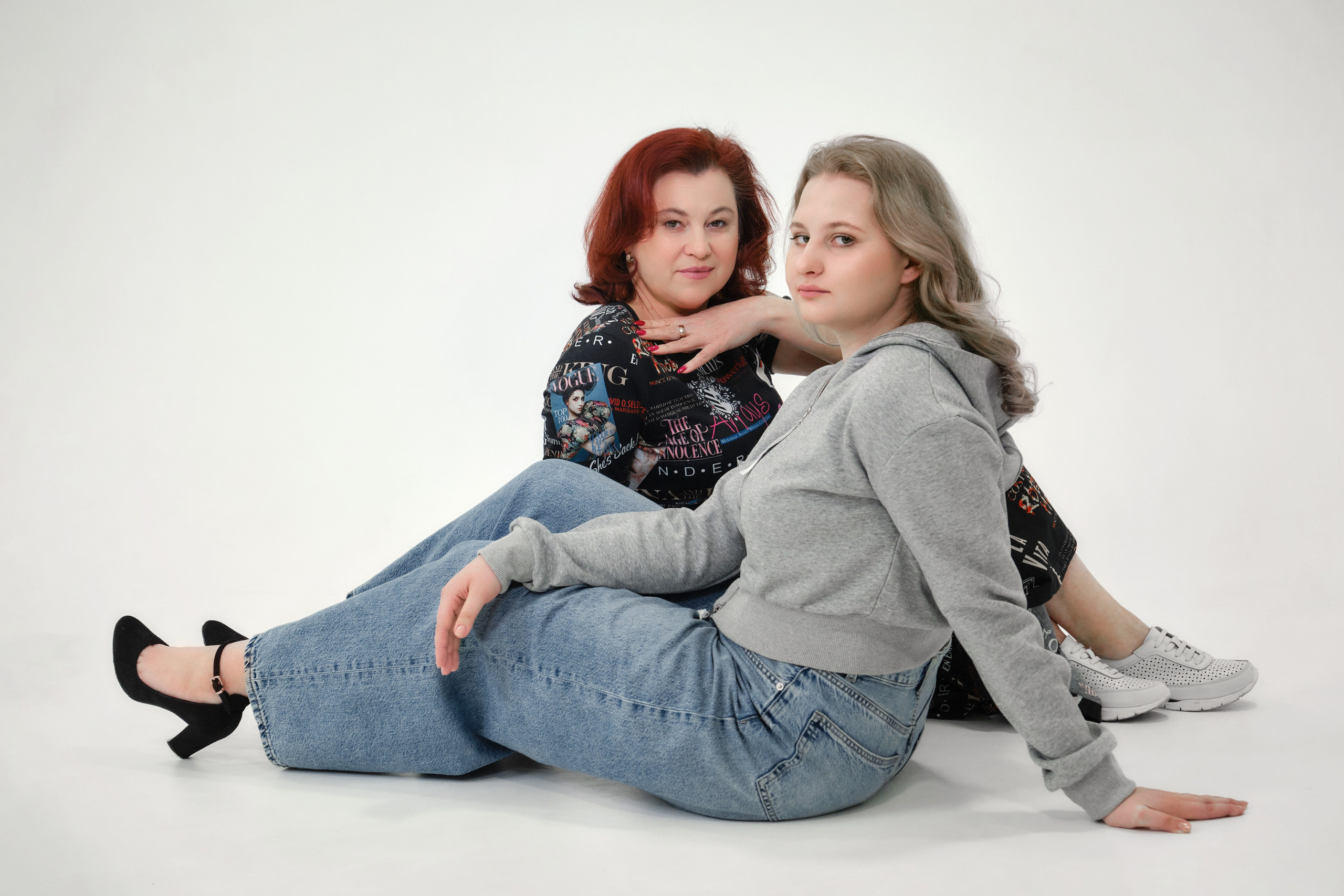 Семейная фотосессия в Самаре. Идеи и образы для съёмки в студии