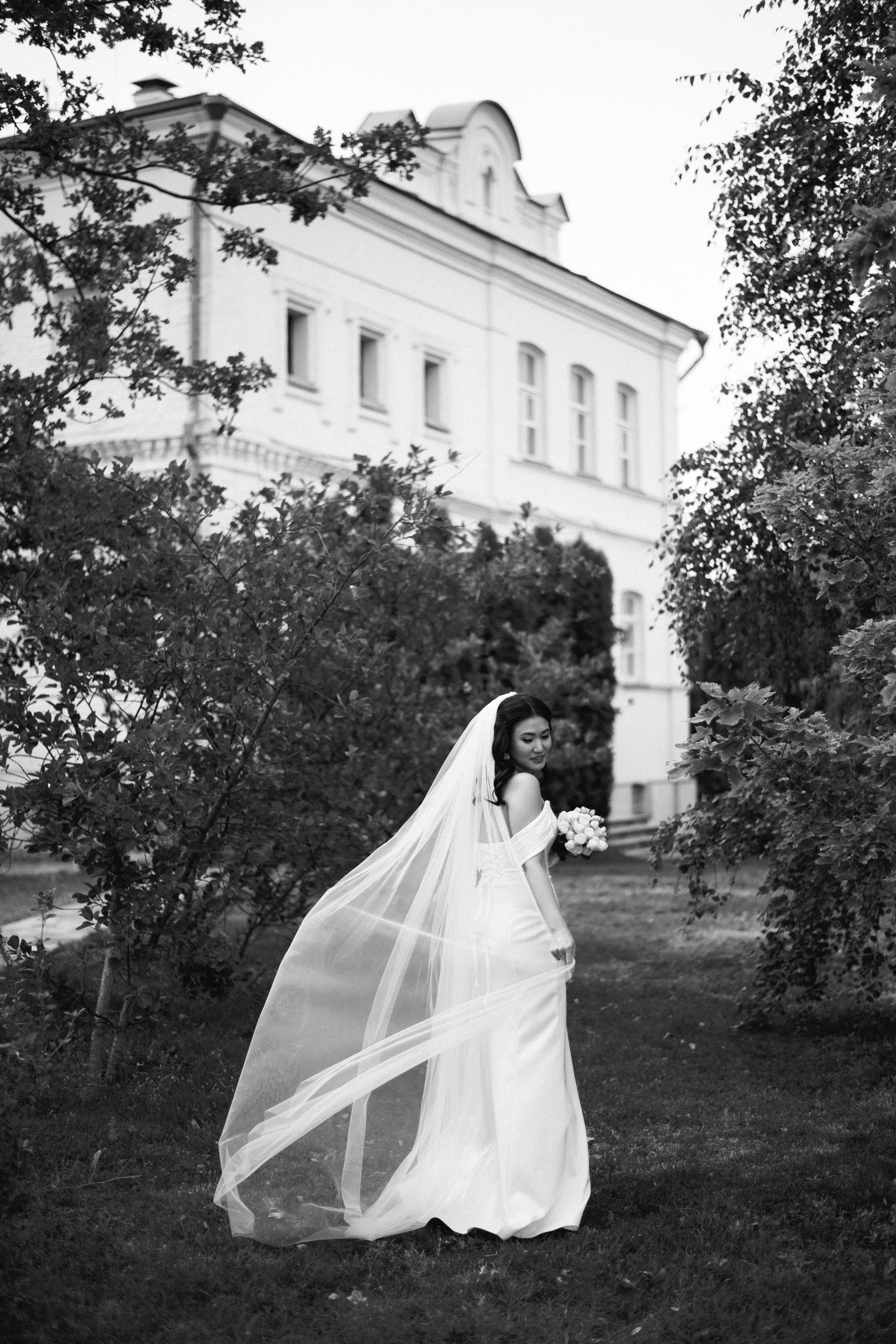 Свадебный фотограф в г. Астрахань. Так же выезжаю в другие города