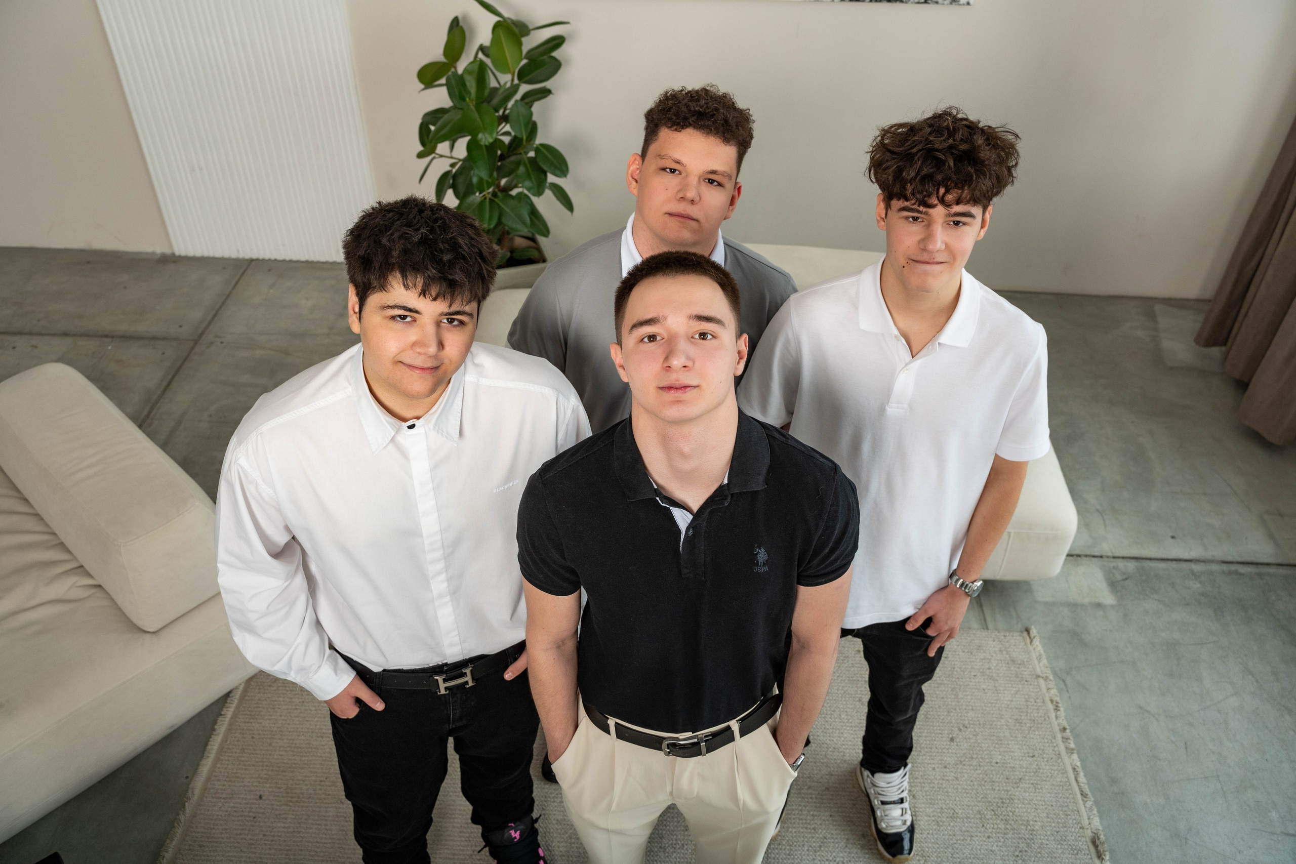 Плюсы и минусы выпускных альбомов в студии. Выпускные альбомы в Подольске Москве и МО