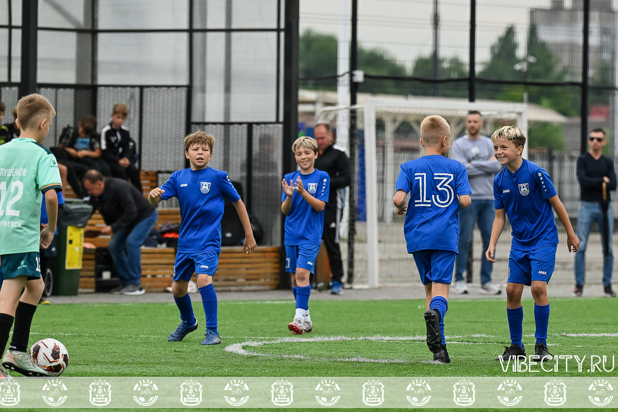Калининградская Детская Футбольная Лига. VIBECITY.RU Вайб Сити Ру Фоторепортажи Фотоотчеты Калининград