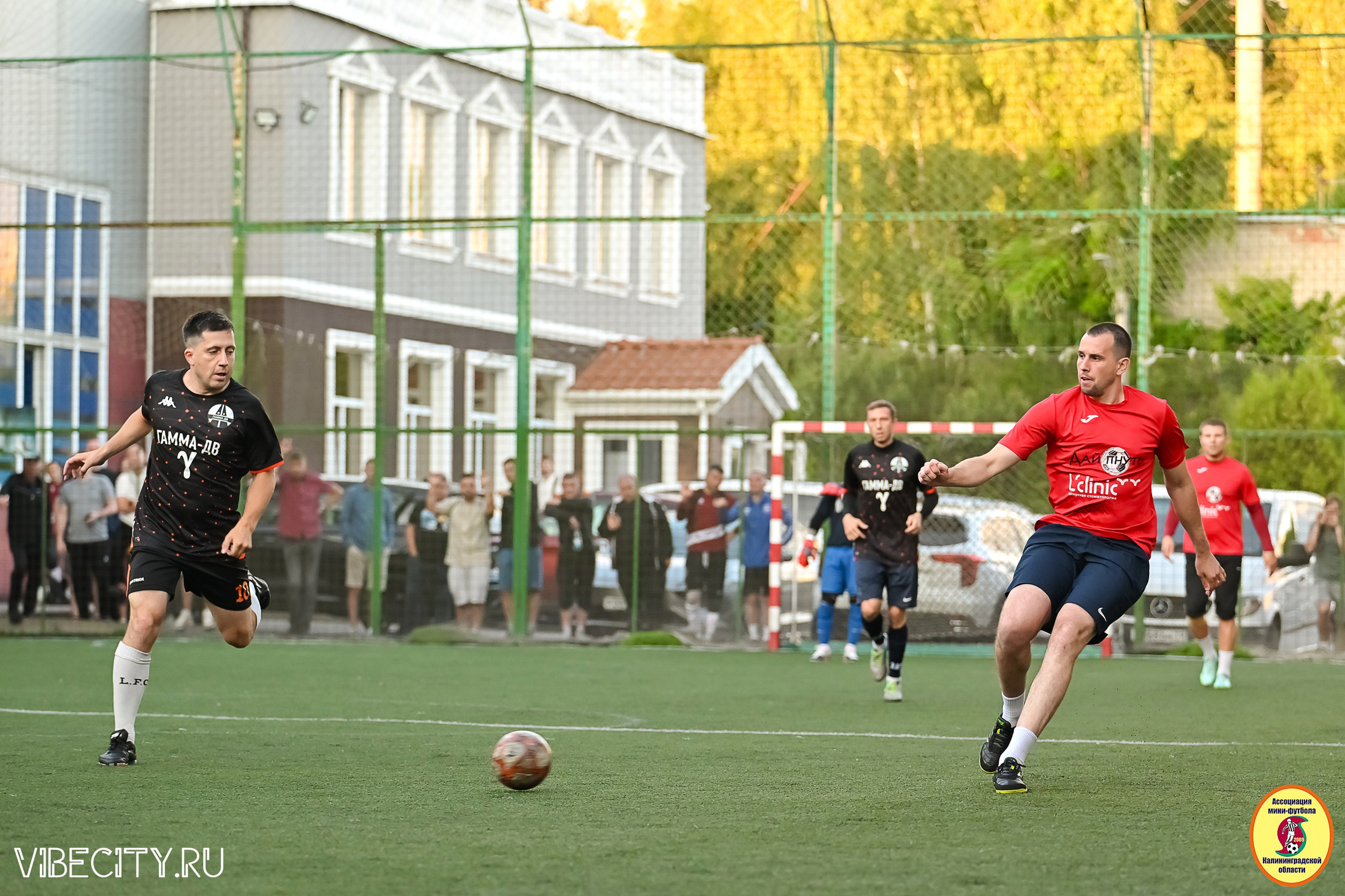 ИГРЫ МИНИ-ФУТБОЛЬНОЙ И КОРПОРАТИВНОЙ ЛИГИ. VIBECITY.RU Вайб Сити Ру Фоторепортажи Фотоотчеты Калининград