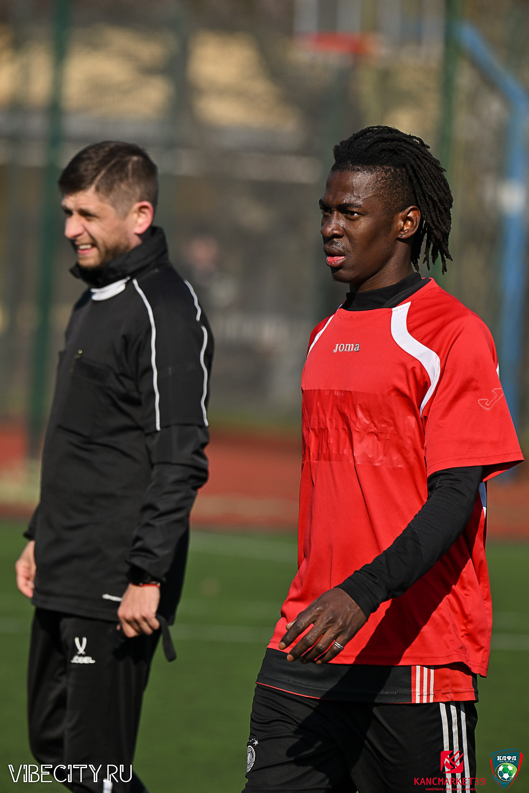 XX ЧЕМПИОНАТ КАЛИНИНГРАДСКОЙ ЛФЛ КАНЦМАРКЕТ39 сезона 2024–2025 гг. VIBECITY.RU Вайб Сити Ру Фоторепортажи Фотоотчеты Калининград