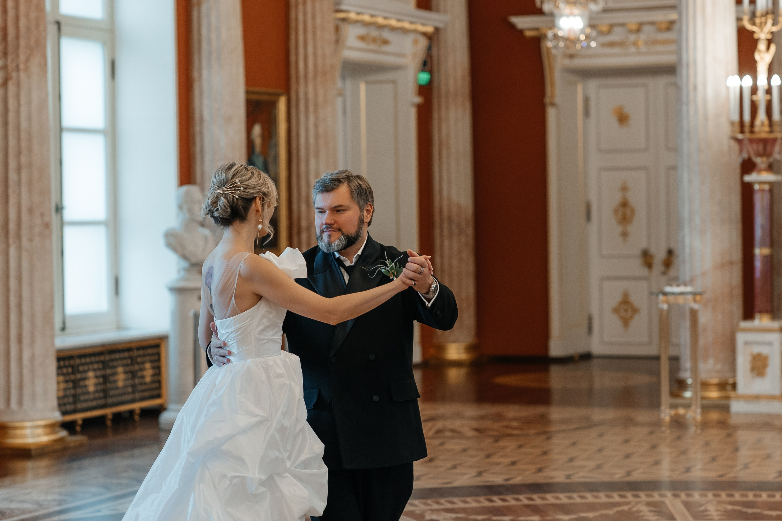 свадебная фотосессия в Большом Дворце Царицыно Таврический зал