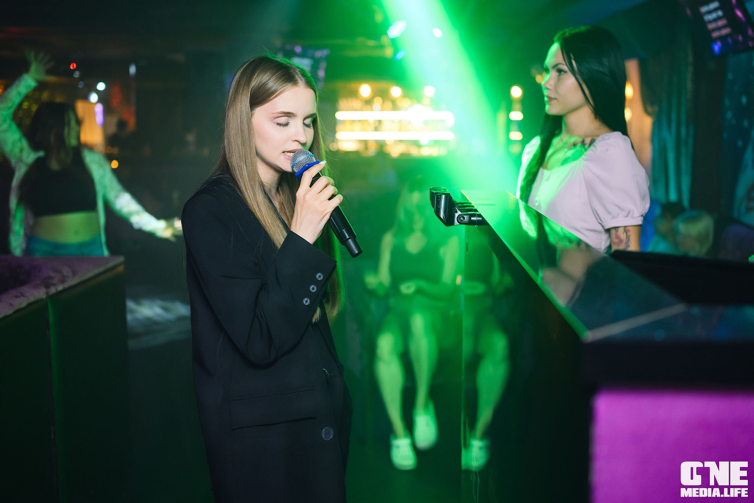 Фоторепортаж из караоке-клуба Эйфория. One Media Life: фоторепортажи, фотоотчеты с мероприятий и заведений