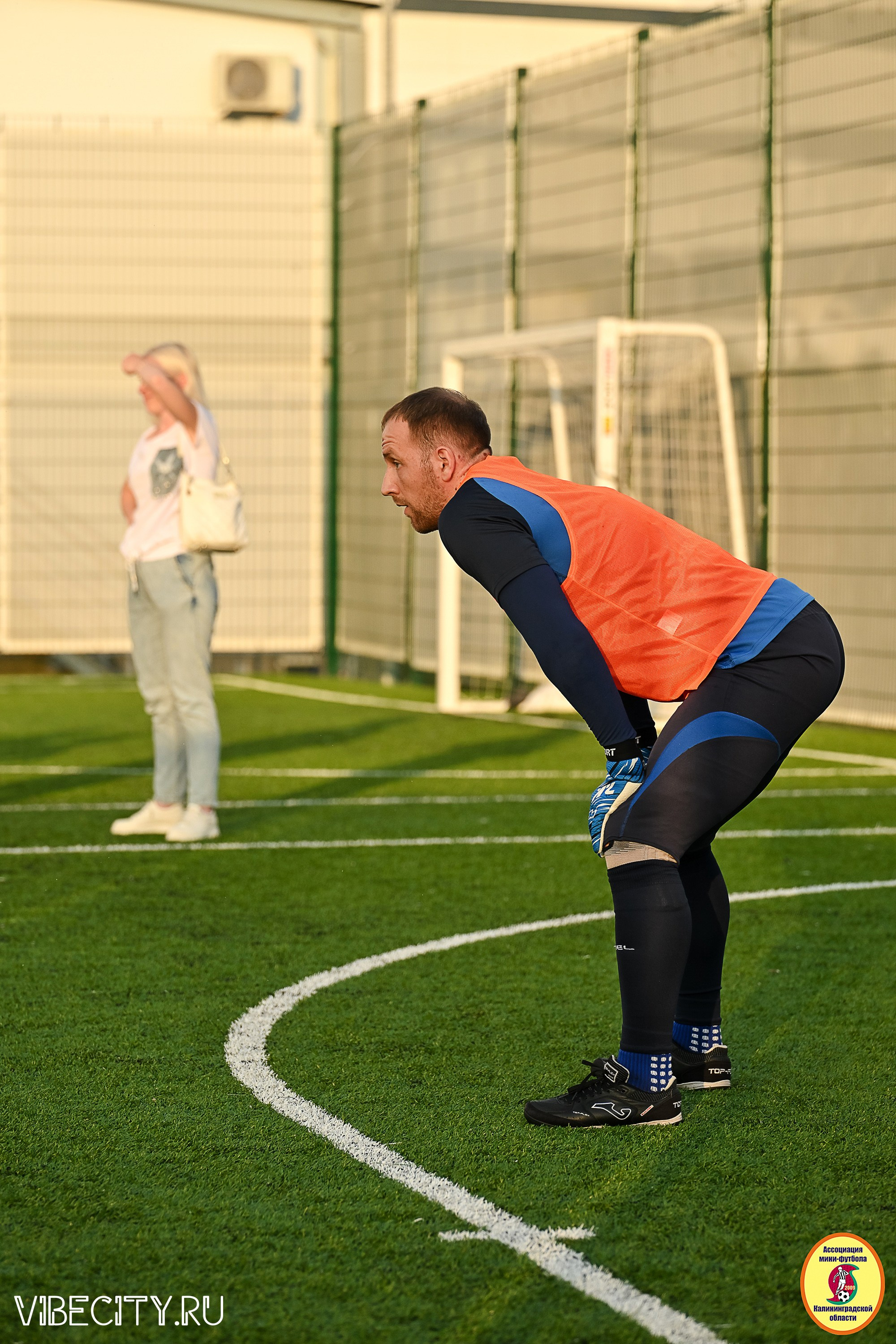 ИГРЫ МИНИ-ФУТБОЛЬНОЙ И КОРПОРАТИВНОЙ ЛИГИ. VIBECITY.RU Вайб Сити Ру Фоторепортажи Фотоотчеты Калининград