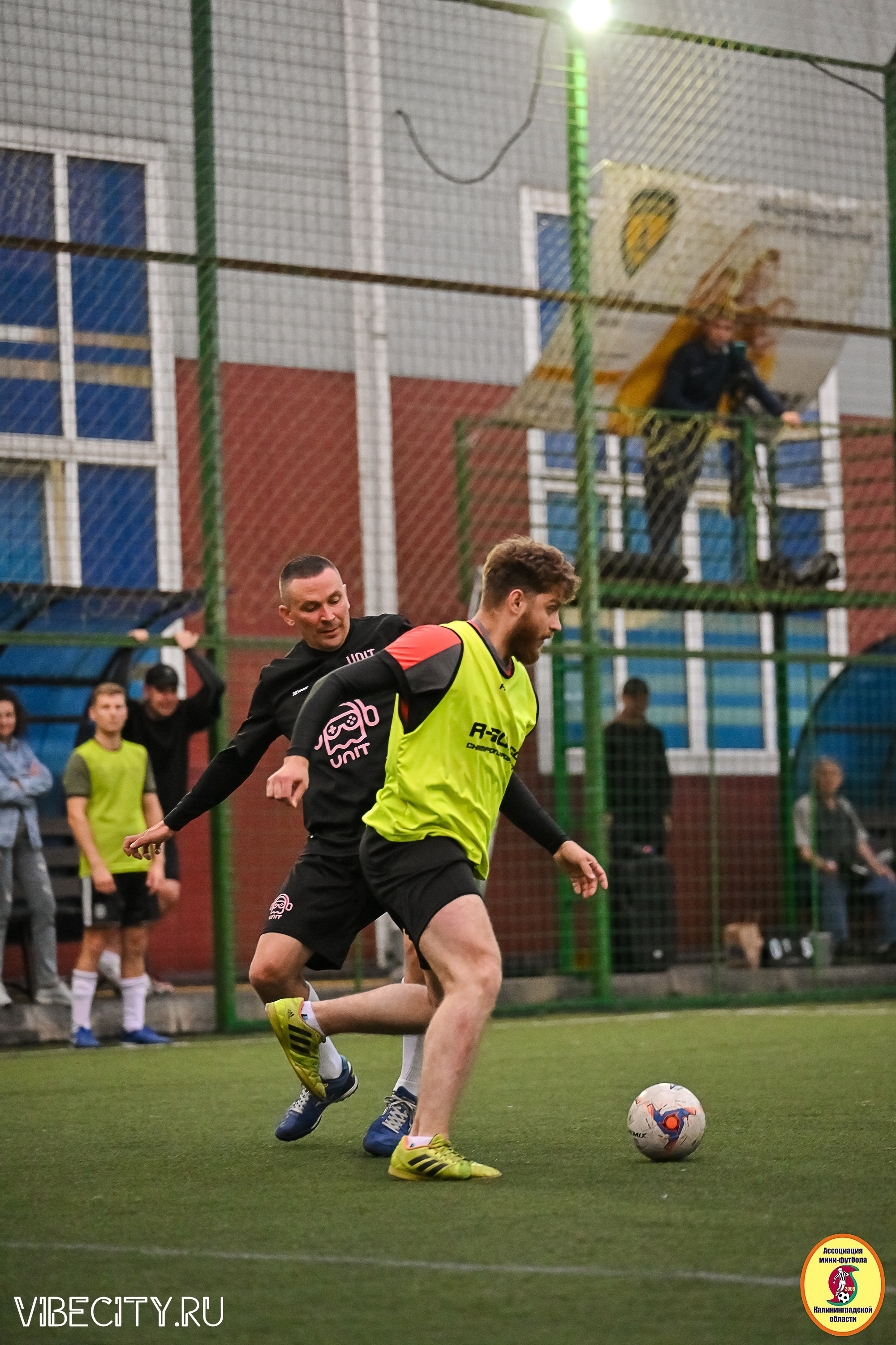 ИГРЫ МИНИ-ФУТБОЛЬНОЙ И КОРПОРАТИВНОЙ ЛИГИ. VIBECITY.RU Вайб Сити Ру Фоторепортажи Фотоотчеты Калининград