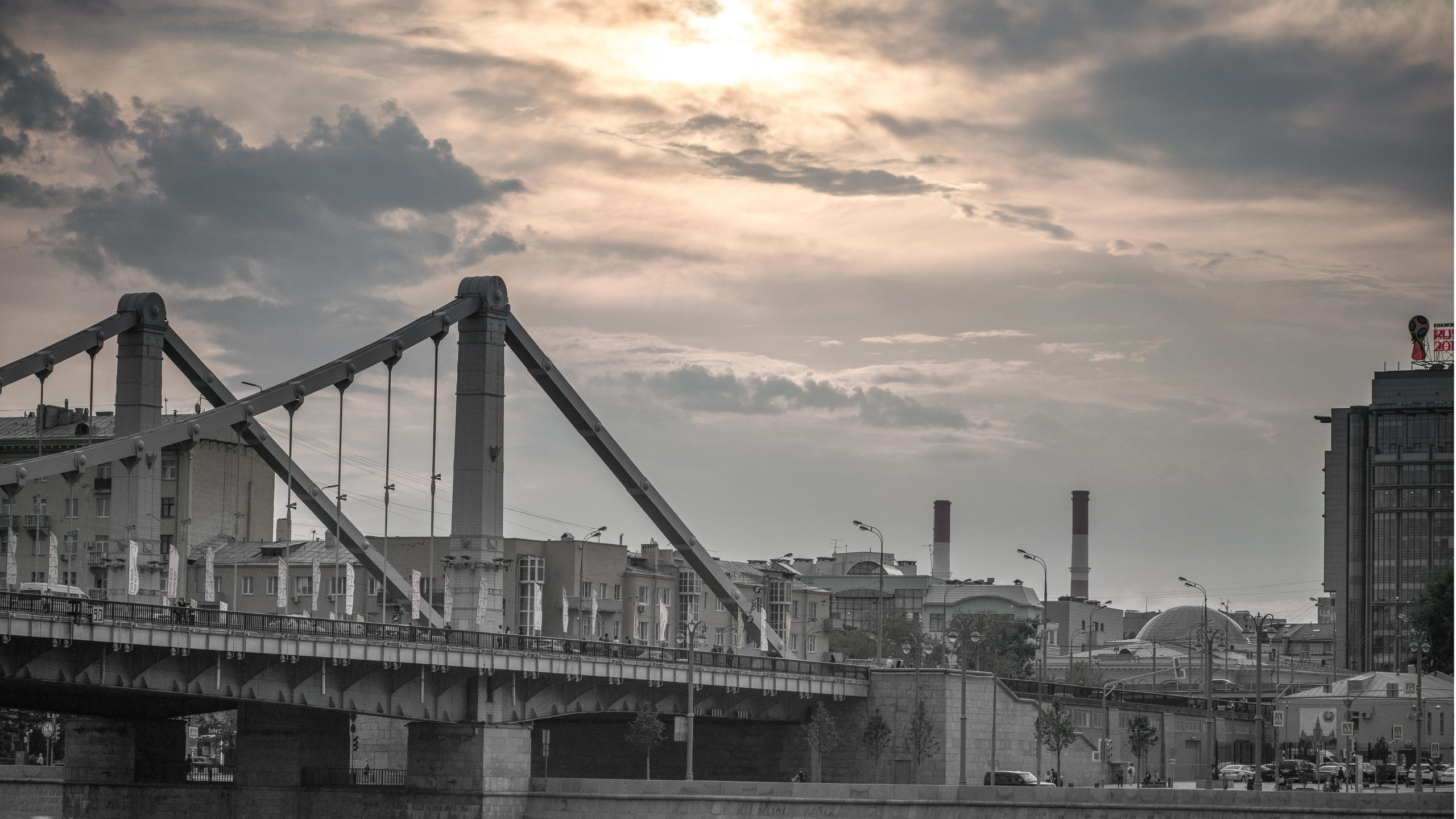 Контакты. Свадебный фотограф на Урале Виктор Соколов