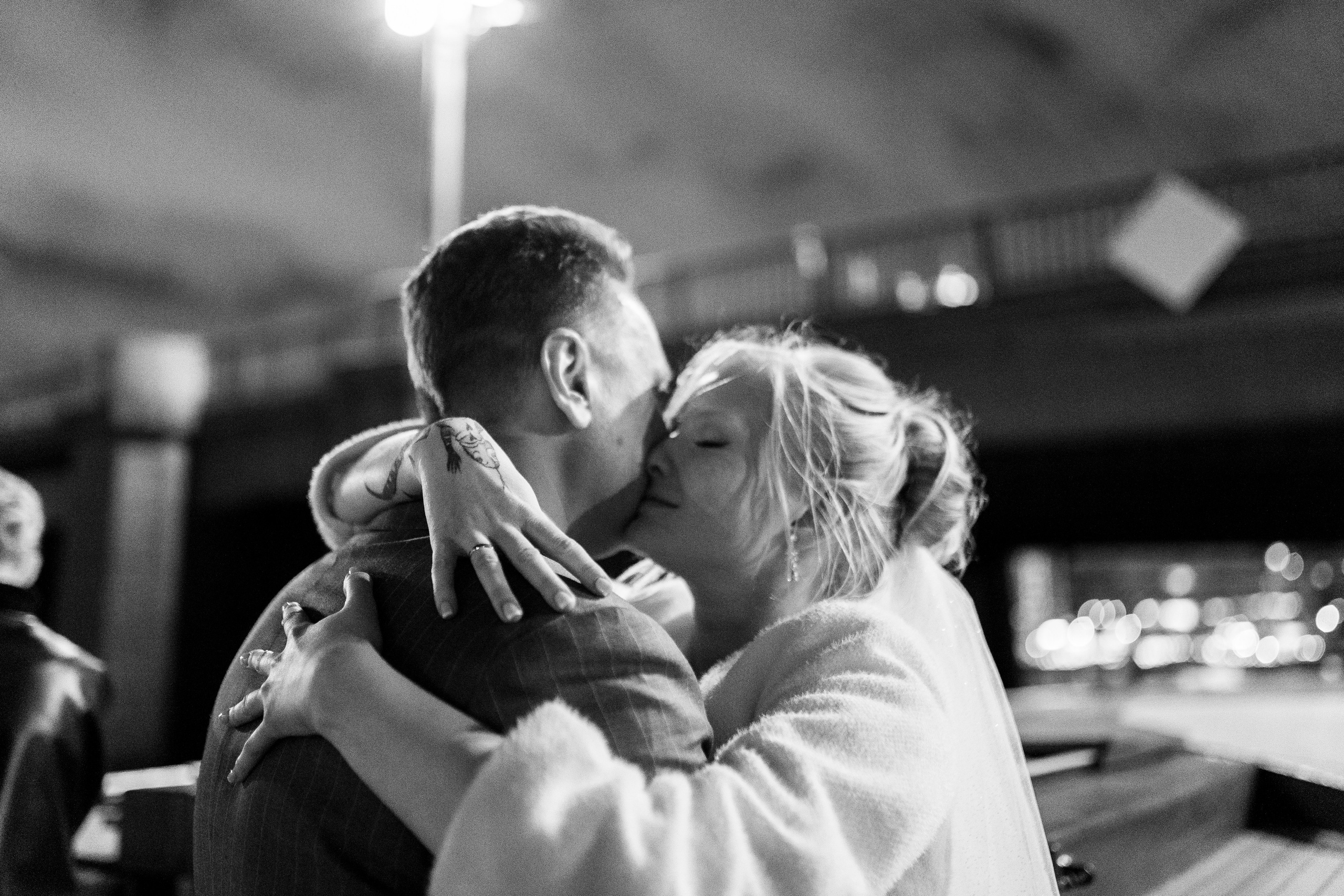 Love in Black and White. Professional photoartist in St. Petersburg (wedding, reportage, portrait, model book, love story) Alexander Shvedov