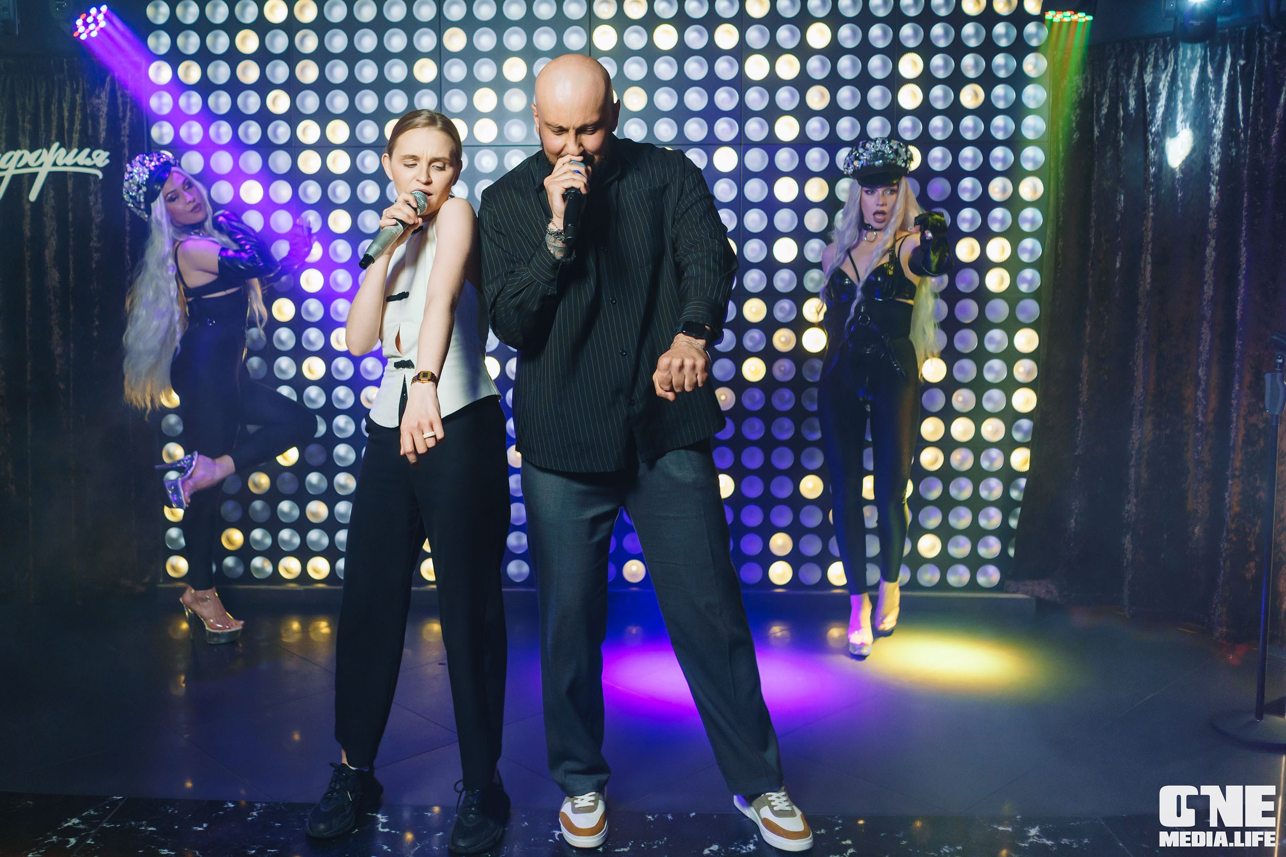 Фоторепортаж из караоке-клуба Эйфория. One Media Life: фоторепортажи, фотоотчеты с мероприятий и заведений