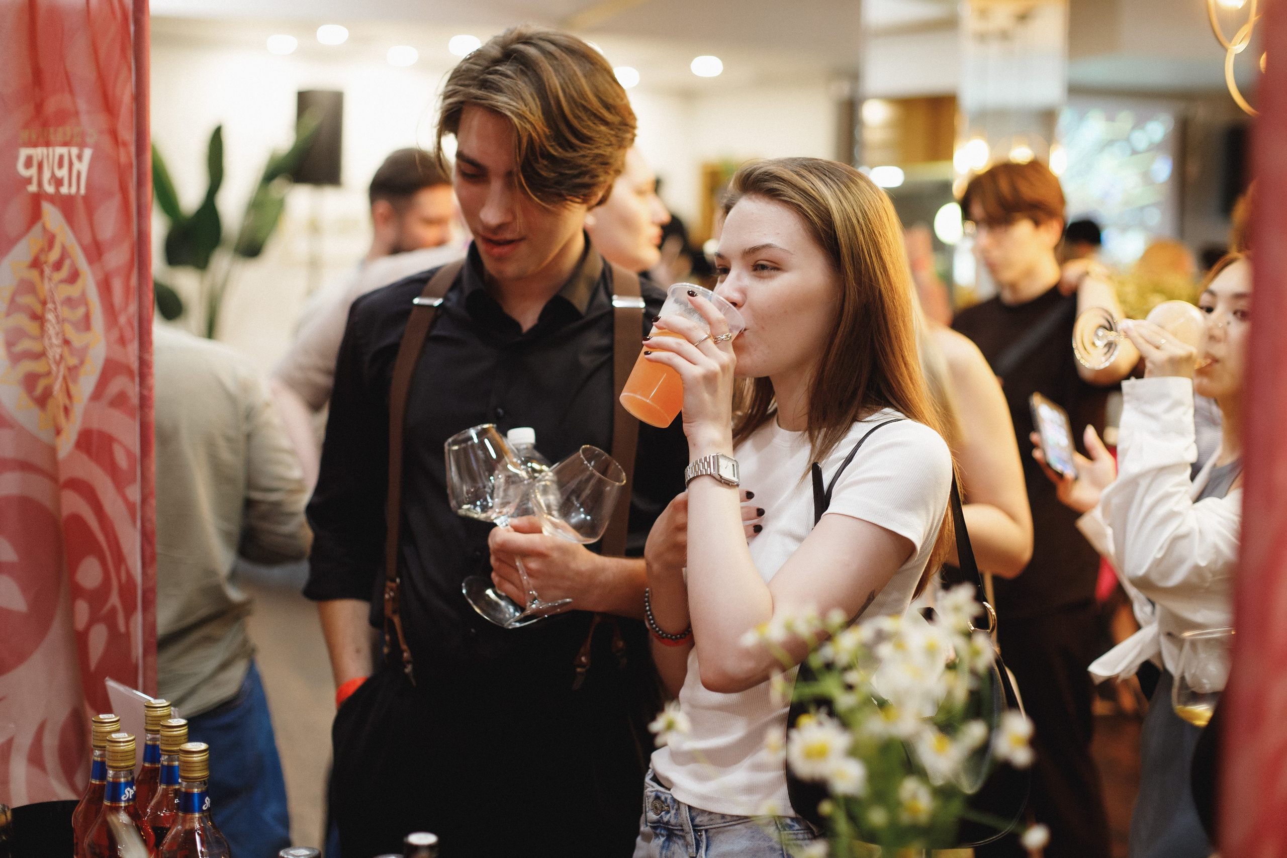 ФЕСТИВАЛЬ РОССИЙСКОГО ВИНА. СВОИ. ФОТООТЧЕТЫ-СОБЫТИЯ-МЕСТА