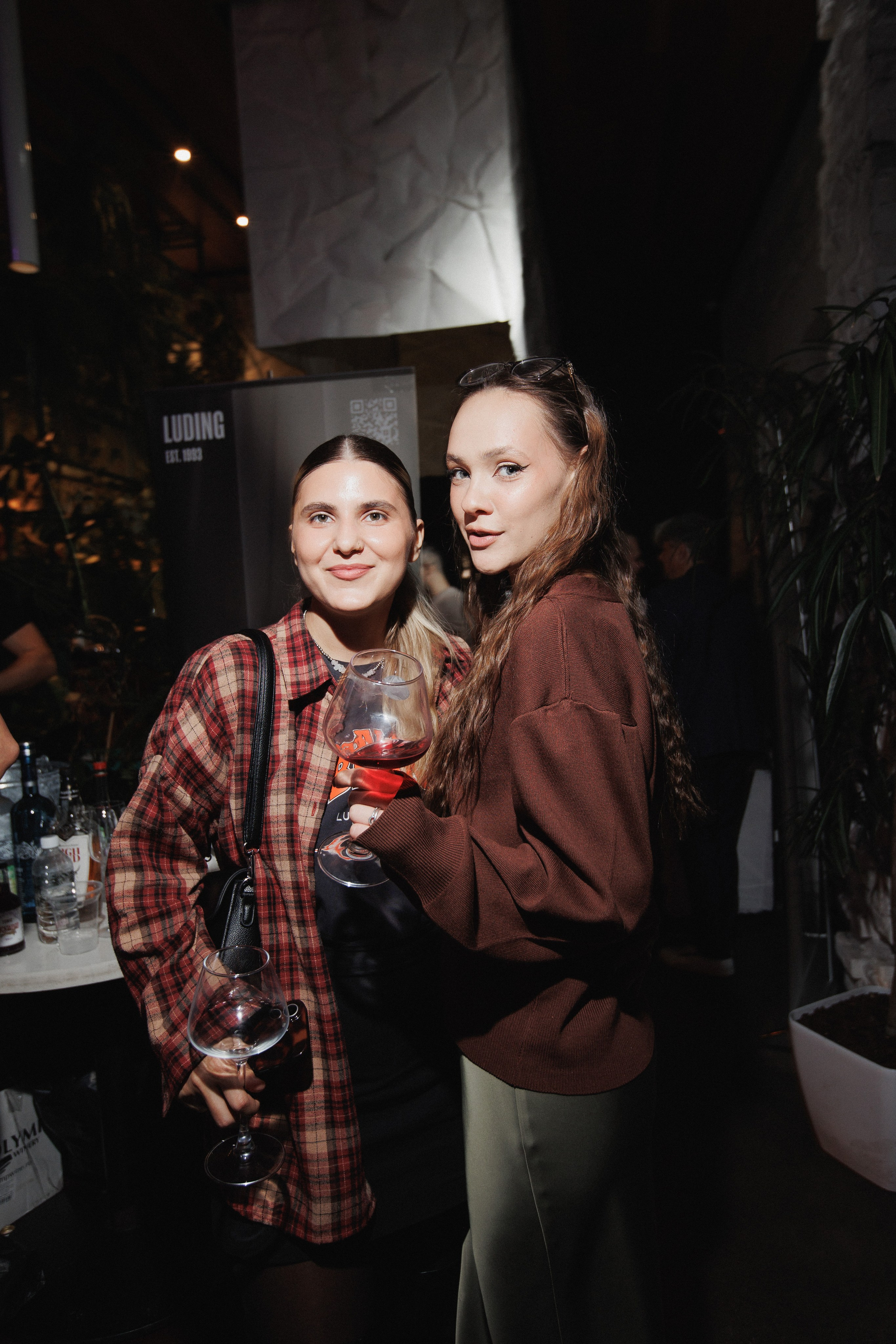 ВИННЫЙ ФЕСТИВАЛЬ. СВОИ. ФОТООТЧЕТЫ-СОБЫТИЯ-МЕСТА