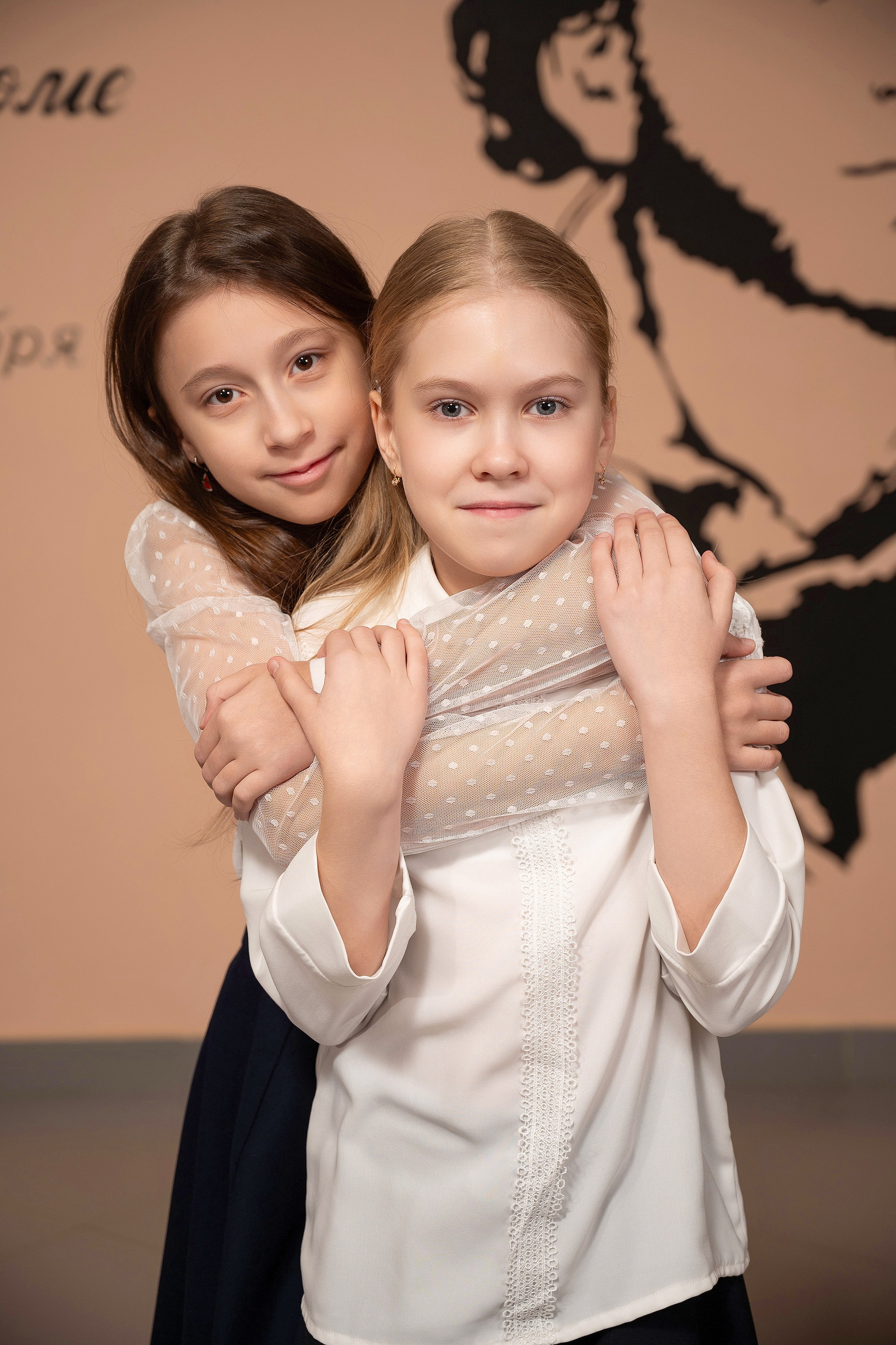 Школьные фото младших классов Нижневартовск | Портфолио фотографа. AR-t студия «Альбом+», г. Нижневартовск