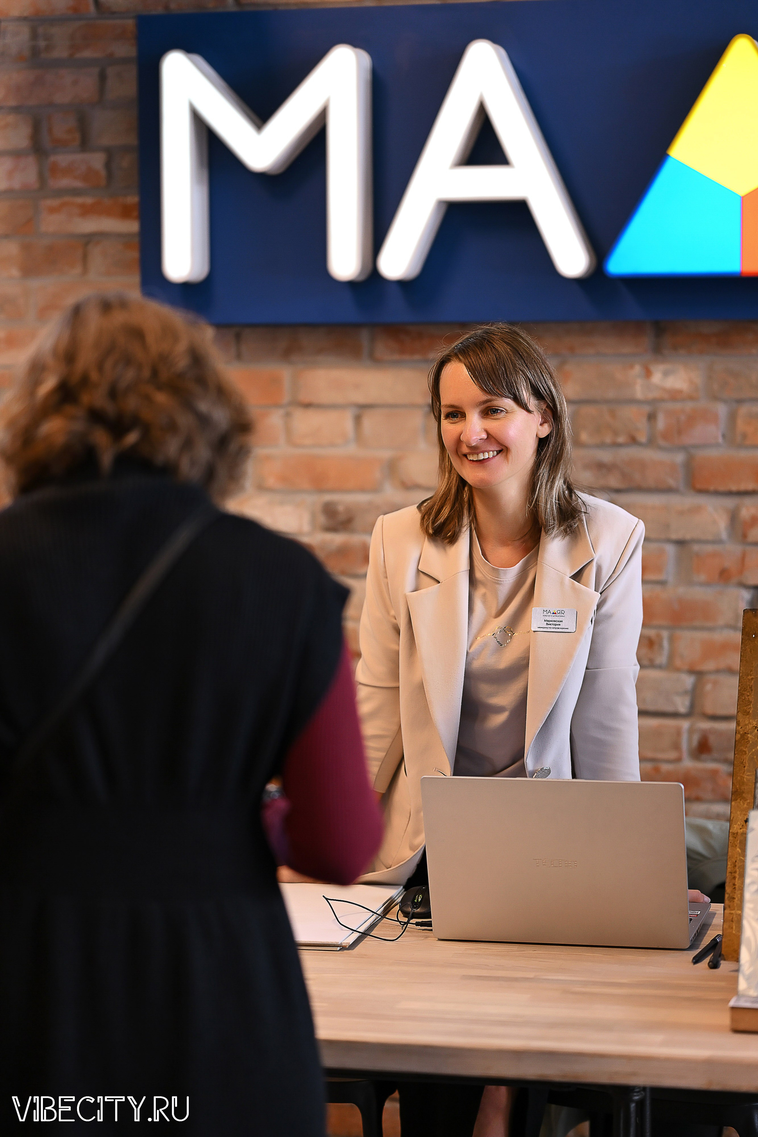 ДИЗАЙН-ФЕСТ КОНФЕРЕНЦИЯ. VIBECITY.RU Вайб Сити Ру Фоторепортажи Фотоотчеты Калининград