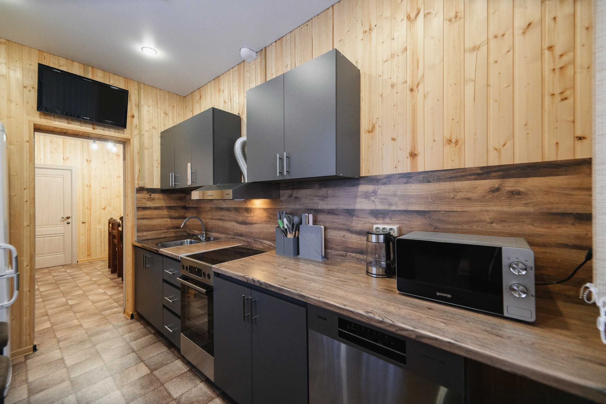 Профессиональная фотосъемка интерьера базы отдыха в Петропавловске-Камчатском. Фотосъемка интерьеров гостиничных комплексов и зон отдыха на Камчатке. Контент-съемка для продвижения баз отдыха в Петропавловске-Камчатском. Эстетика и атмосфера в интерьерной фотографии объектов туризма. Стоимость услуг по фотосъемке интерьера в Петропавловске-Камчатском.