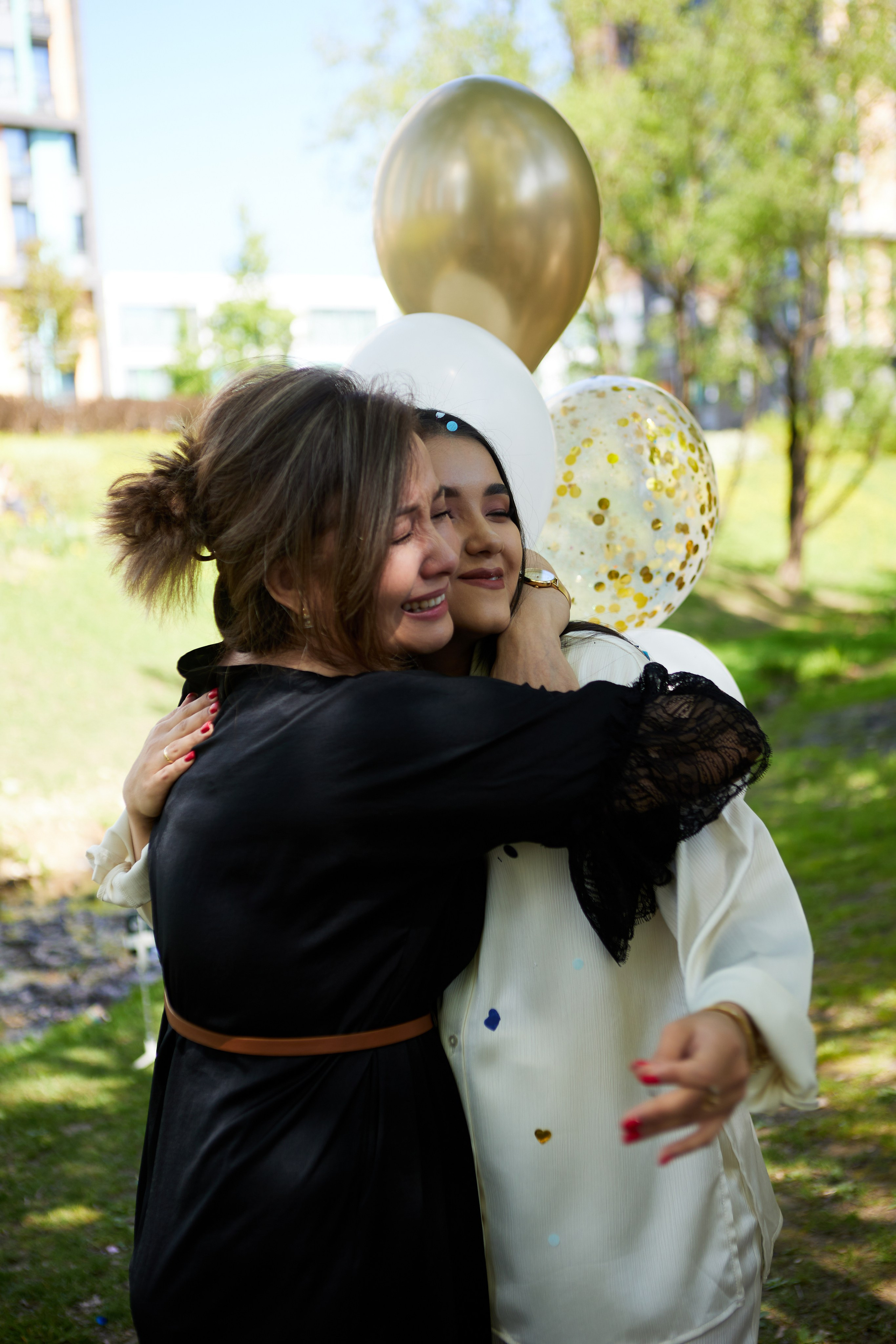 Счастливая семья на гендерпати, ожидая малыша