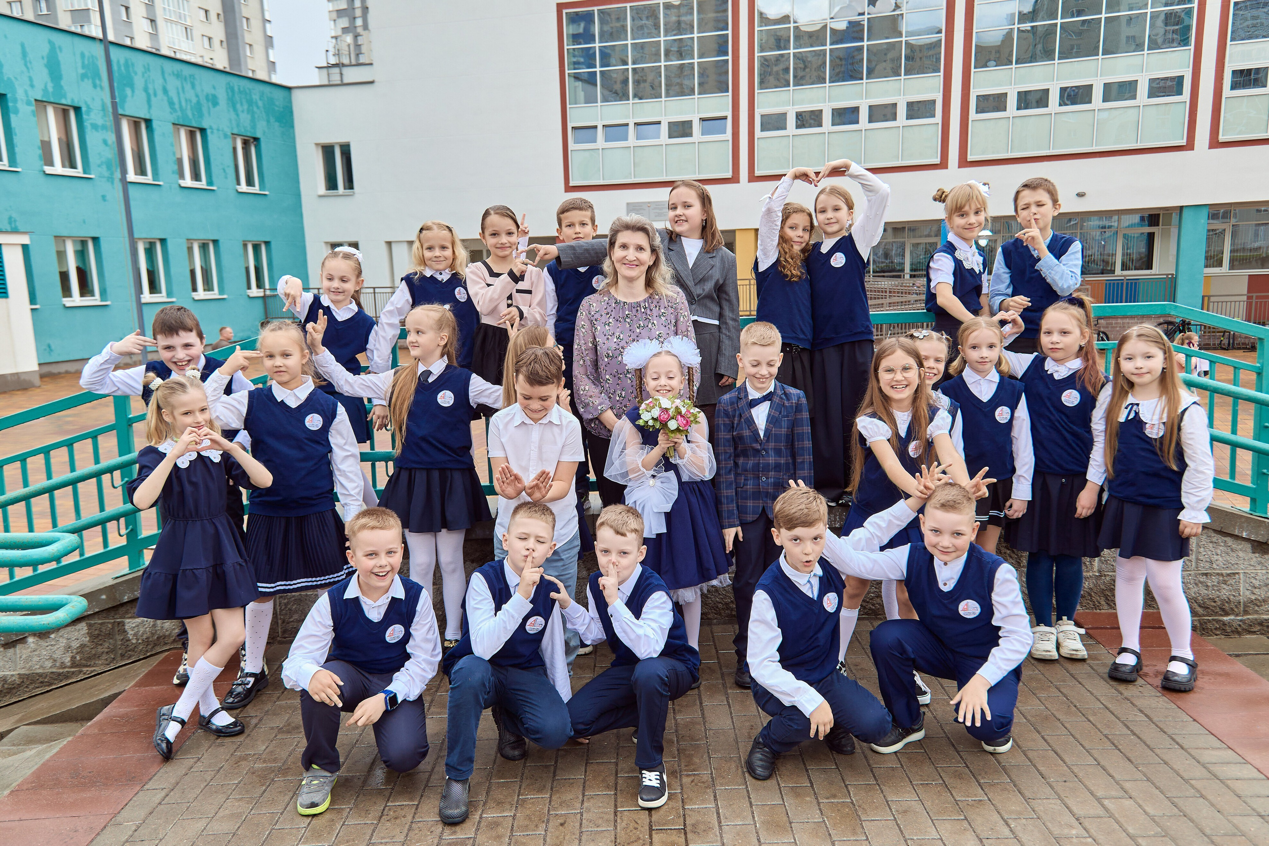 Семейная история 2 «Д». Школьный фотограф Дмитрий Дудик