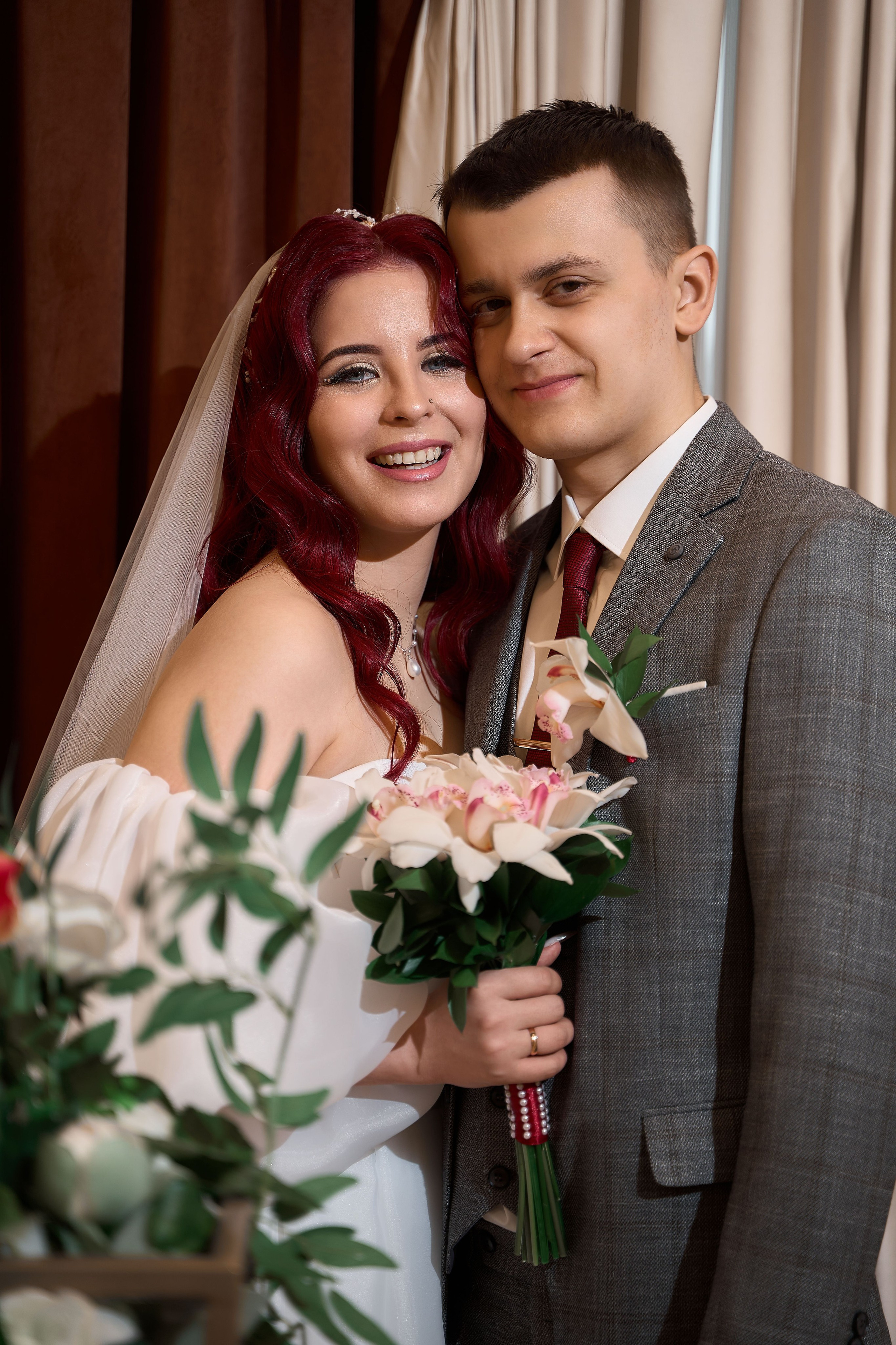 Фотосессия в Верхнепышминском ЗАГСе. Фотограф и видеограф в Екатеринбурге