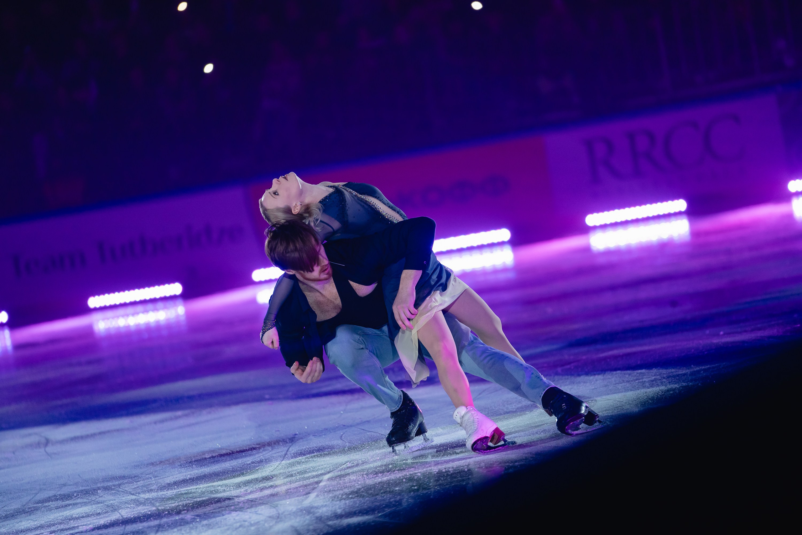 Шоу «Чемпионы на льду» в Новосибирске. Воробьева Ксения — Спортивный и танцевальный фотограф Новосибирск