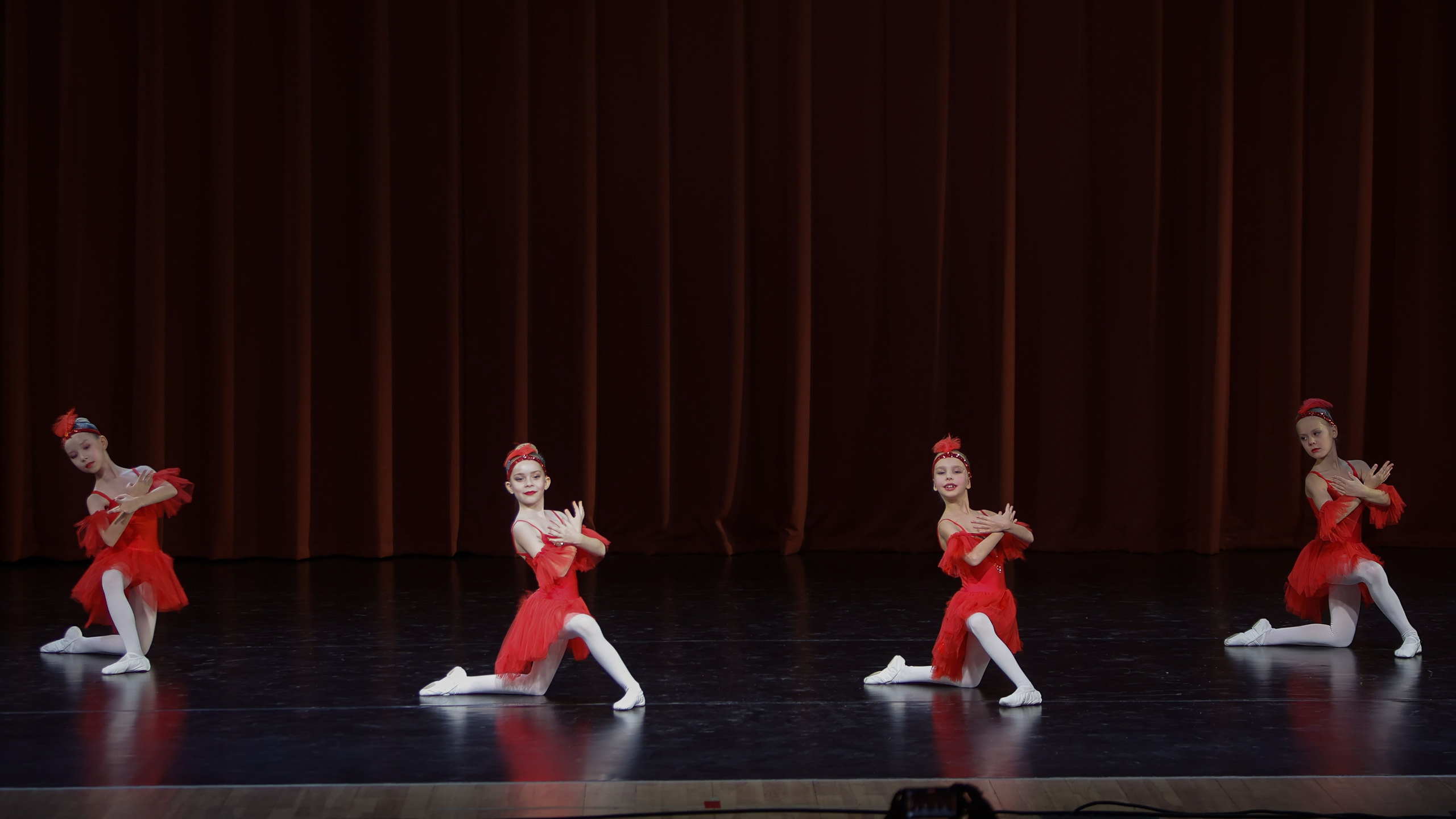 Фестиваль хореографического искусства «КУБОК ЛЕГЕНДЫ — 2025». Выпускные альбомы и школьный фотограф в Подольске, Троицке, Щербинке, Москве и Московской области